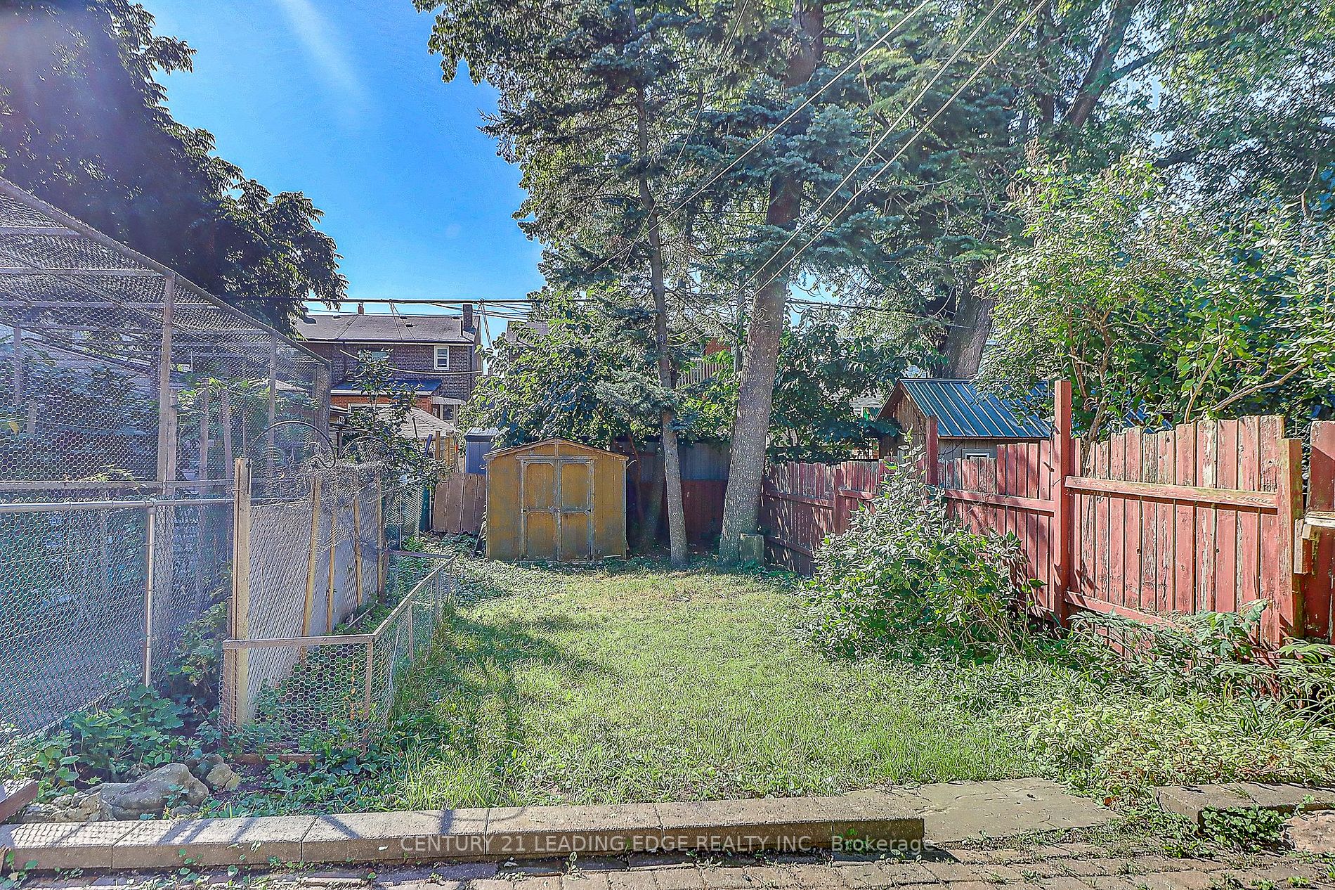 267 Glebeholme Blvd