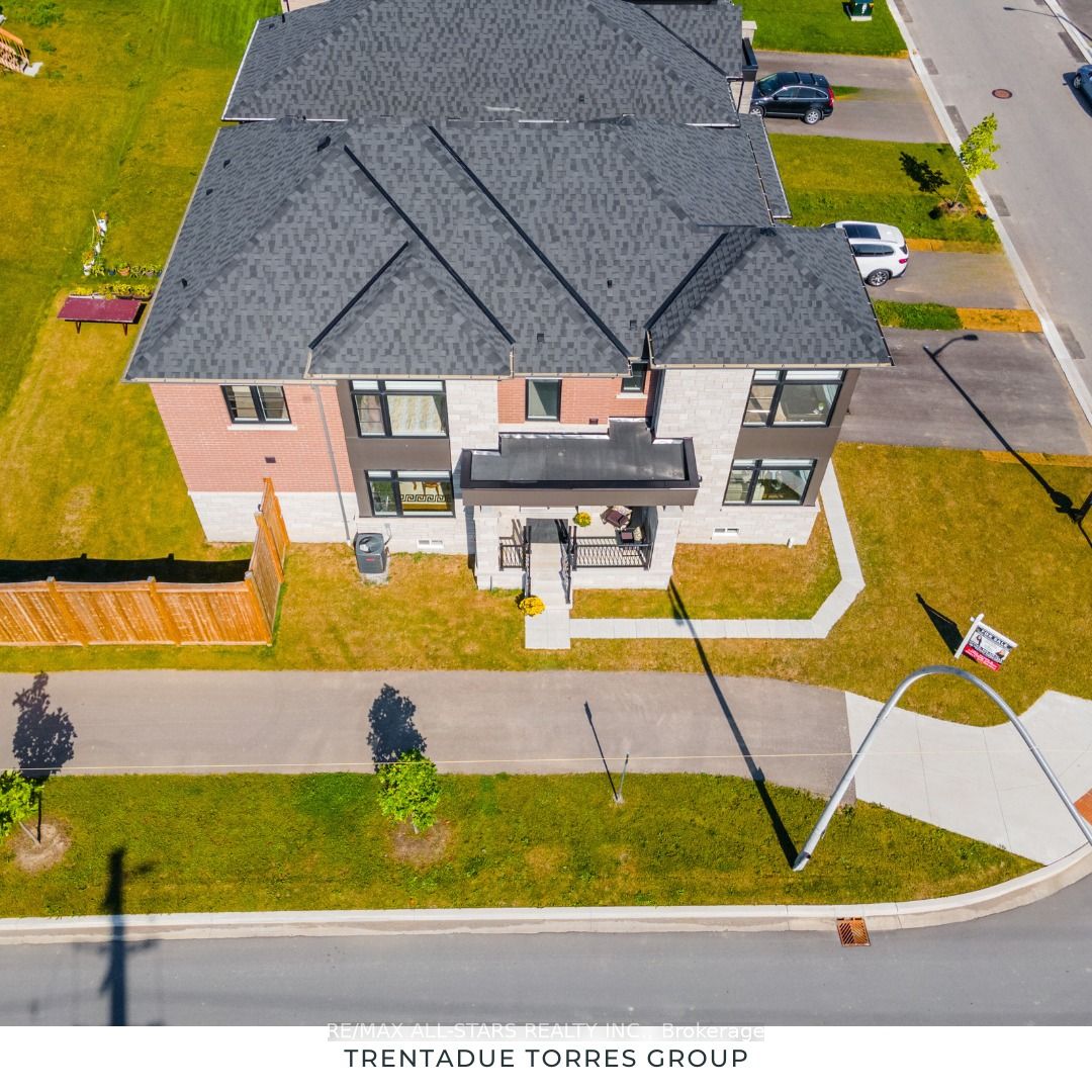 2 Closson Dr
