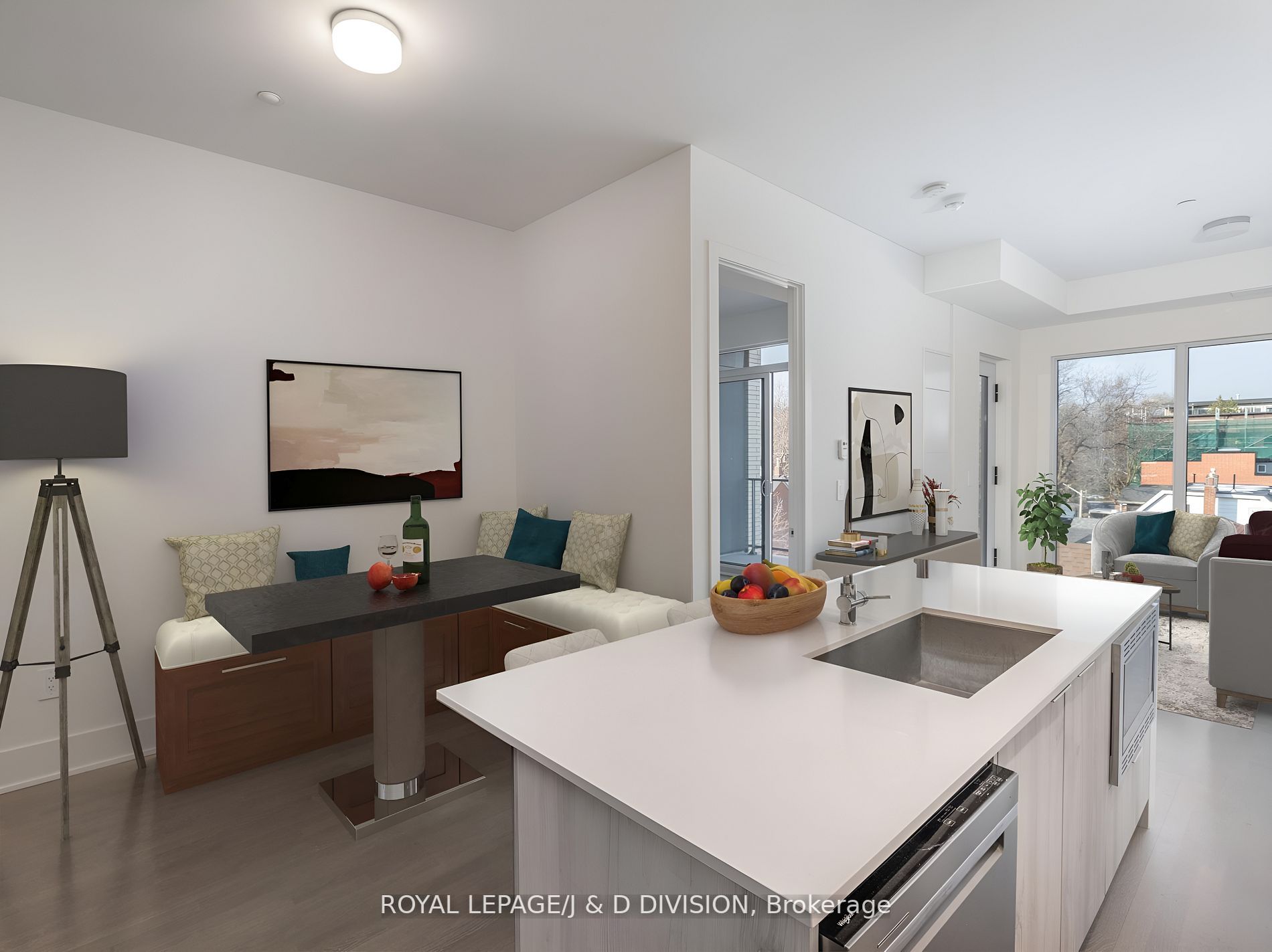 495 Logan Ave, #404