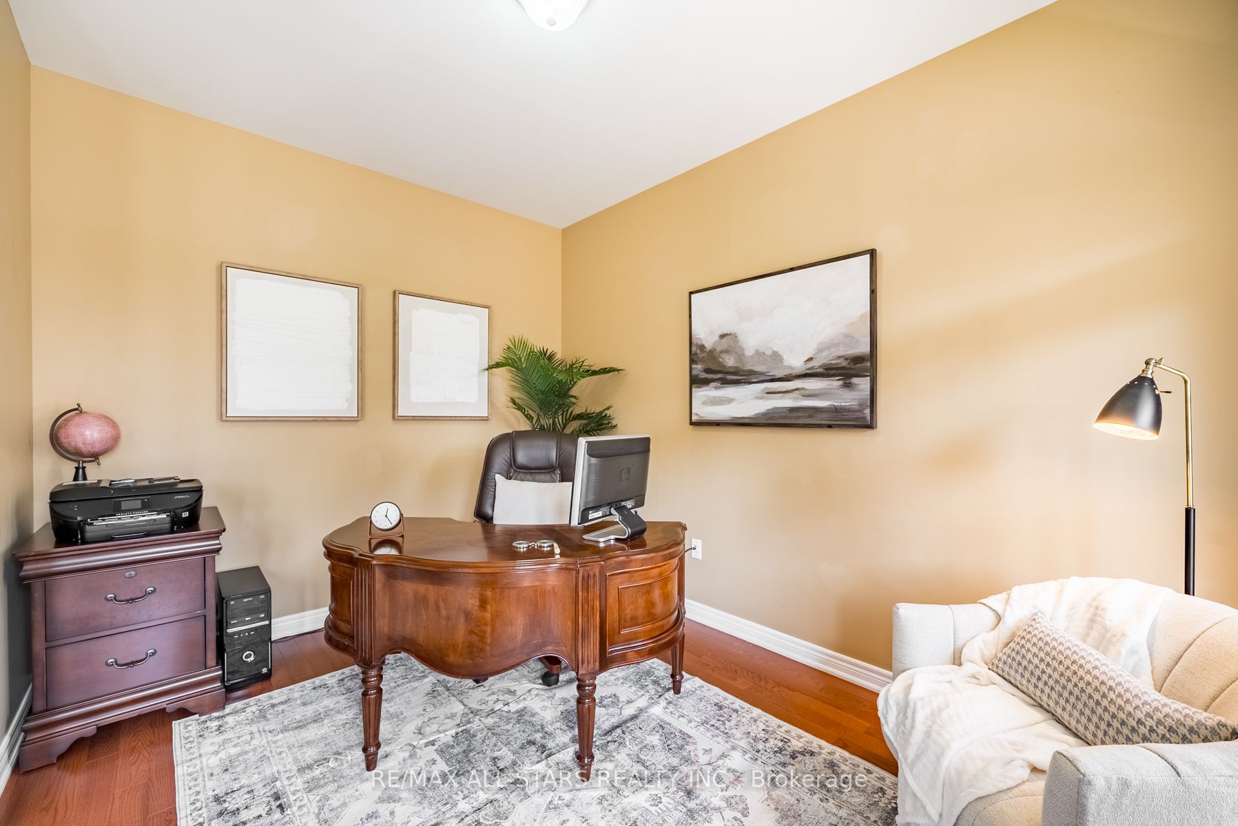 16 Jordan Crt
