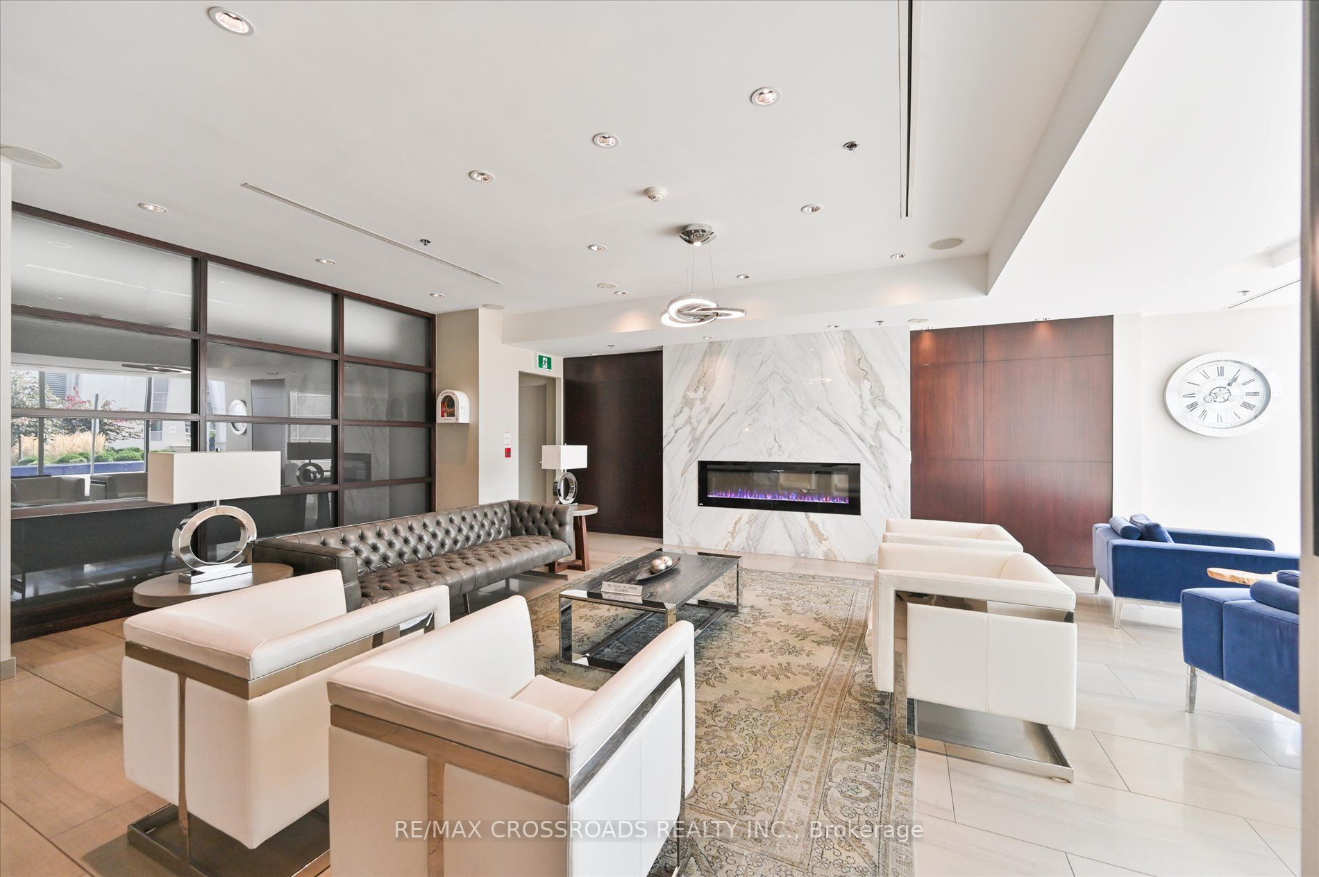 38 Lee Centre Dr, #1912