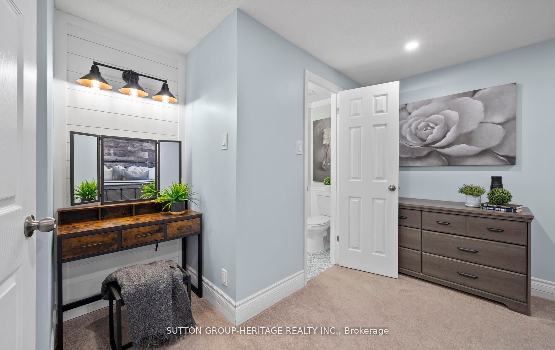 16 Tompkins Lane, #29