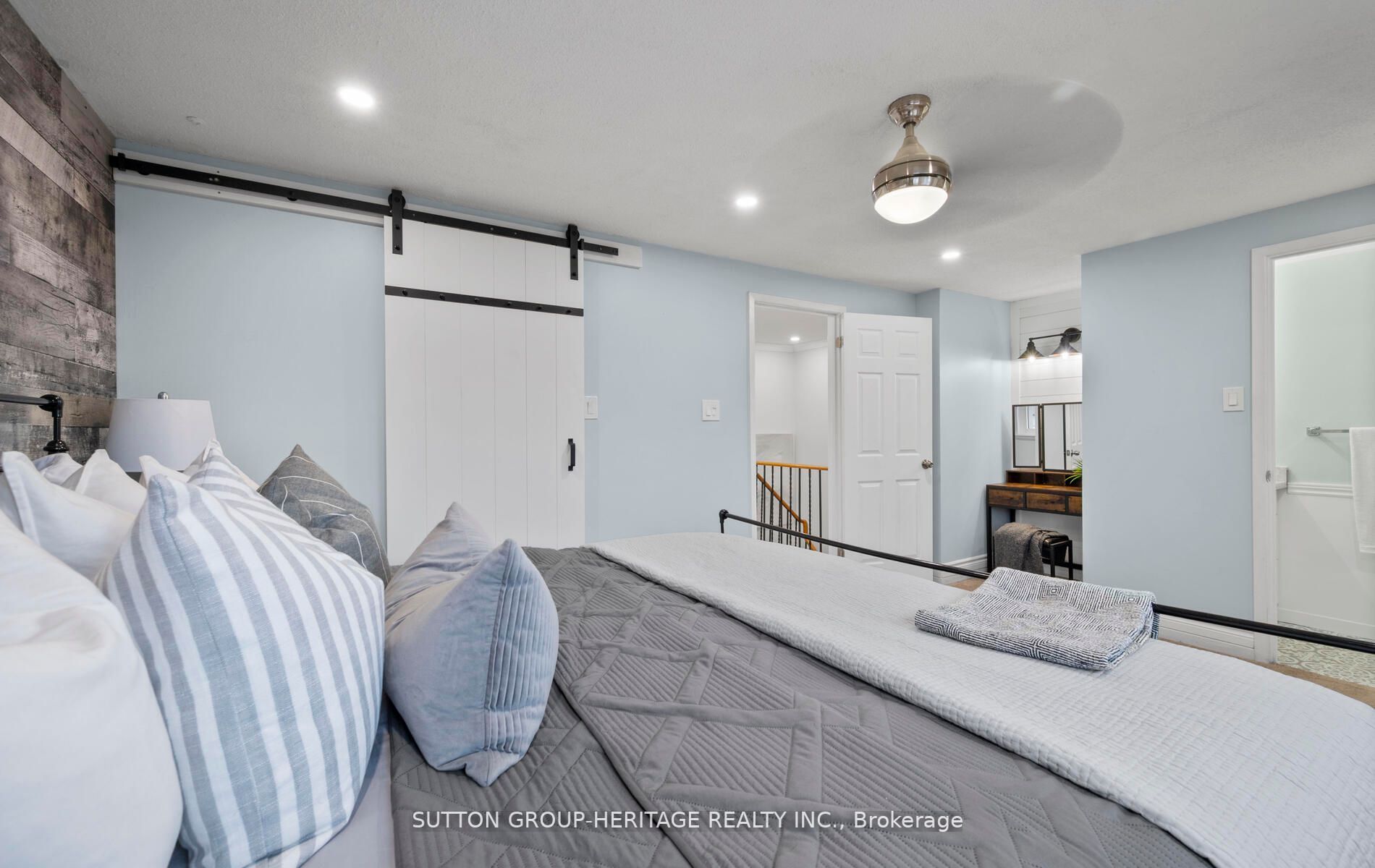 16 Tompkins Lane, #29