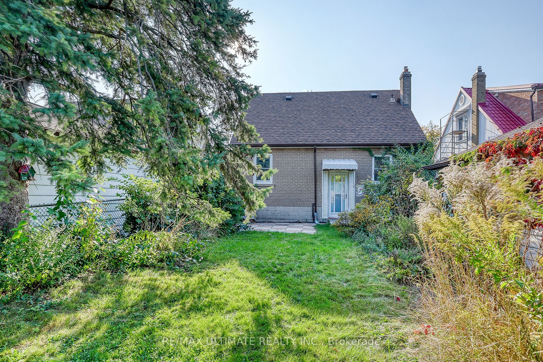 30 Dorine Cres