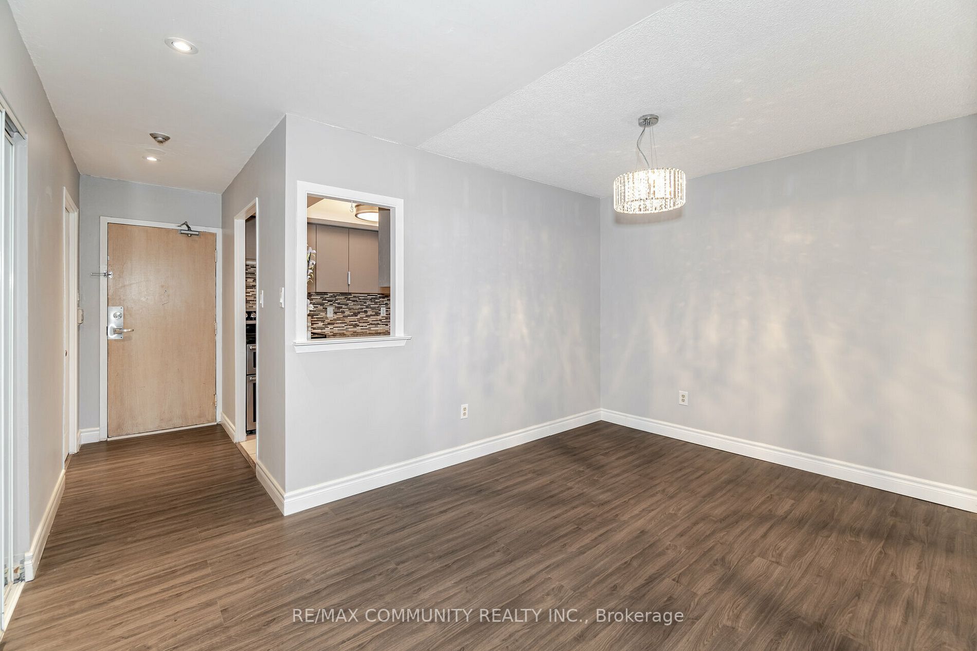 5 Greystone Walk Dr, #103