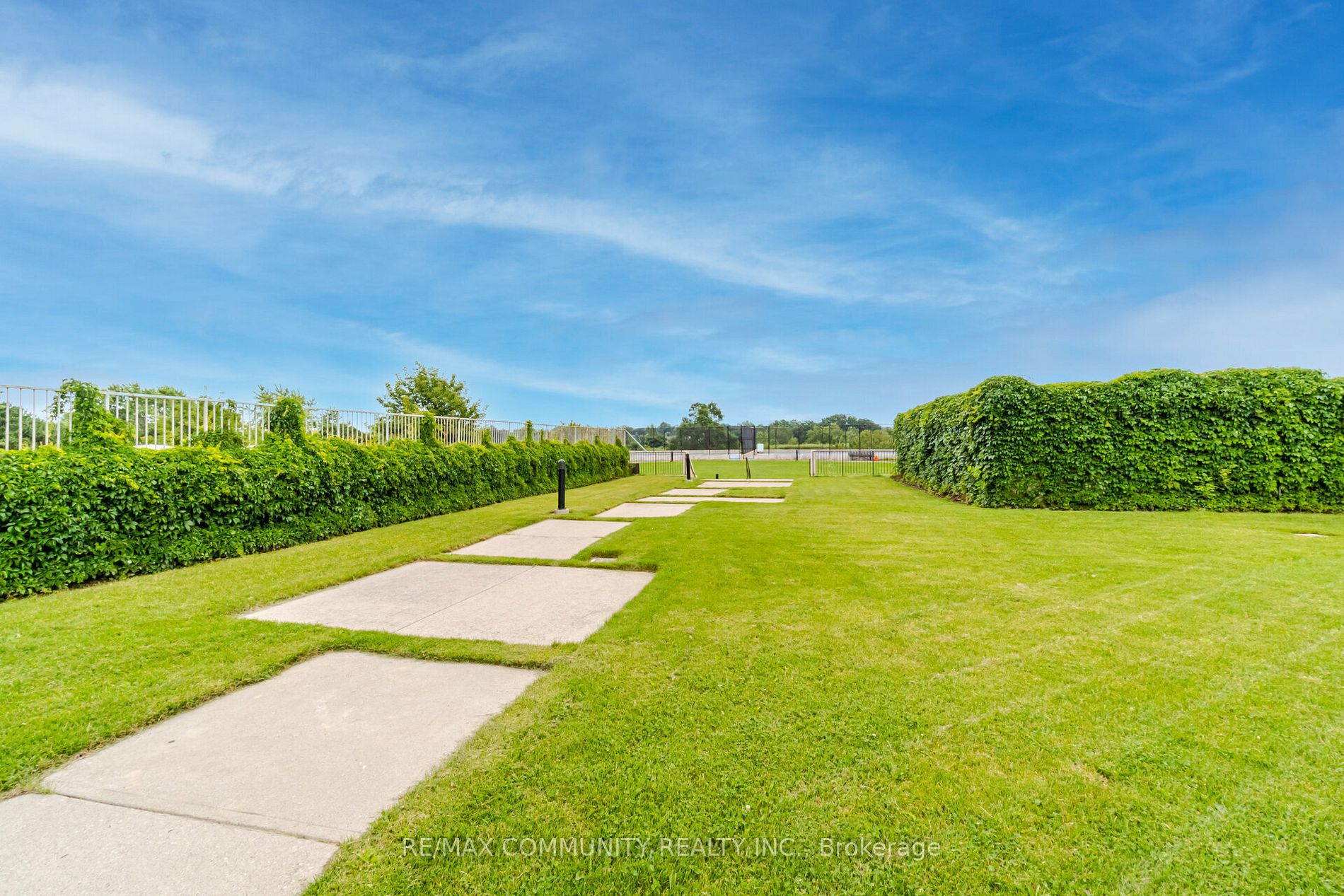 5 Greystone Walk Dr, #103