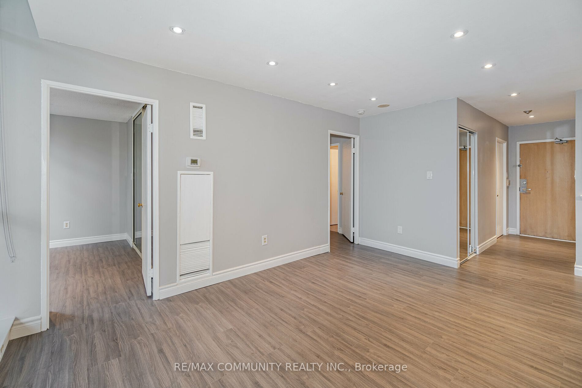 5 Greystone Walk Dr, #103