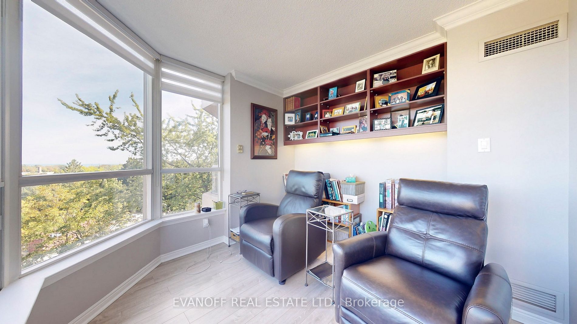10 Guildwood Pkwy, #524