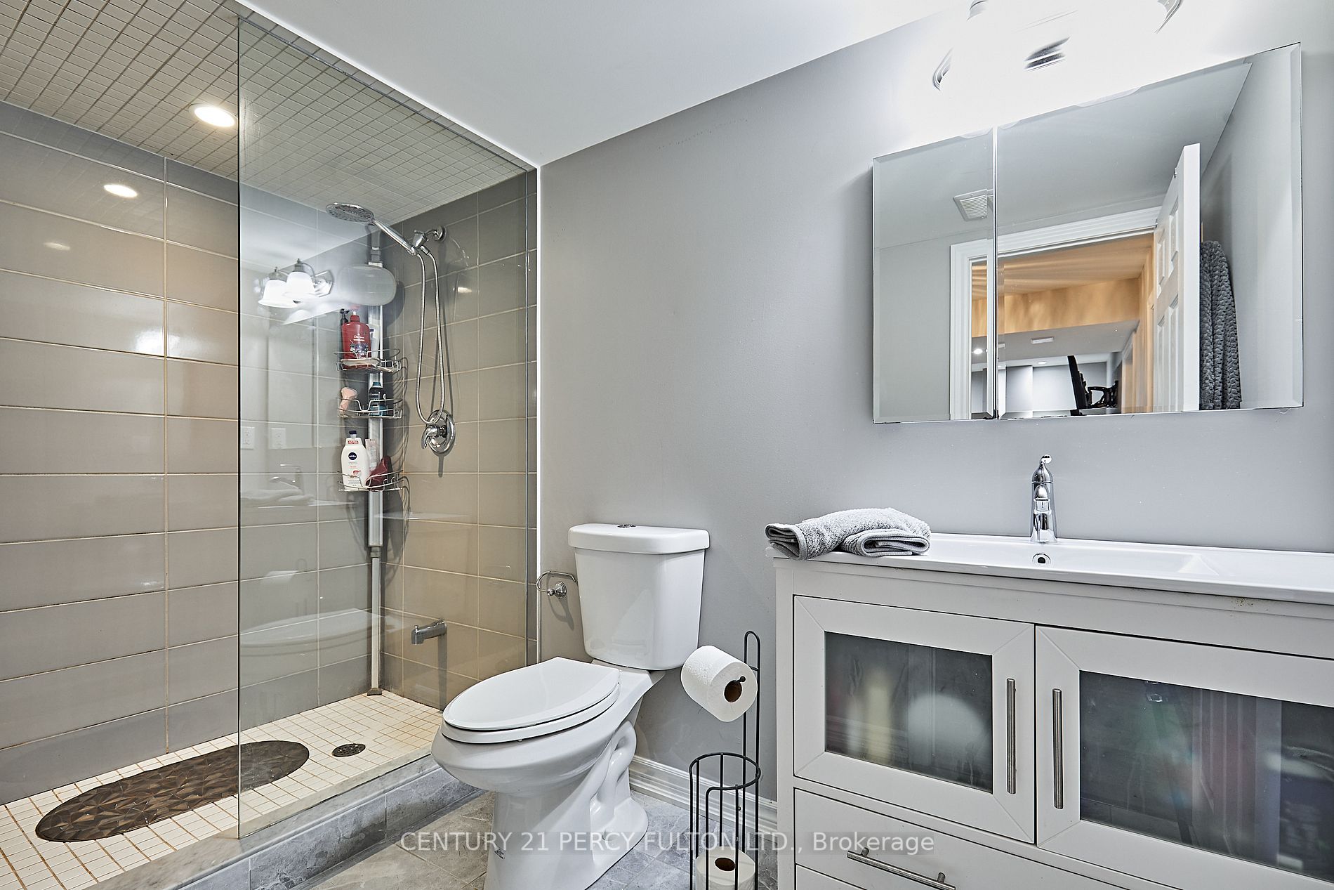 40 Woolacott Lane