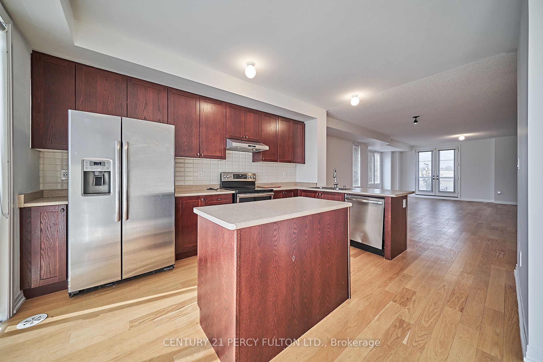 27 Prince William Blvd