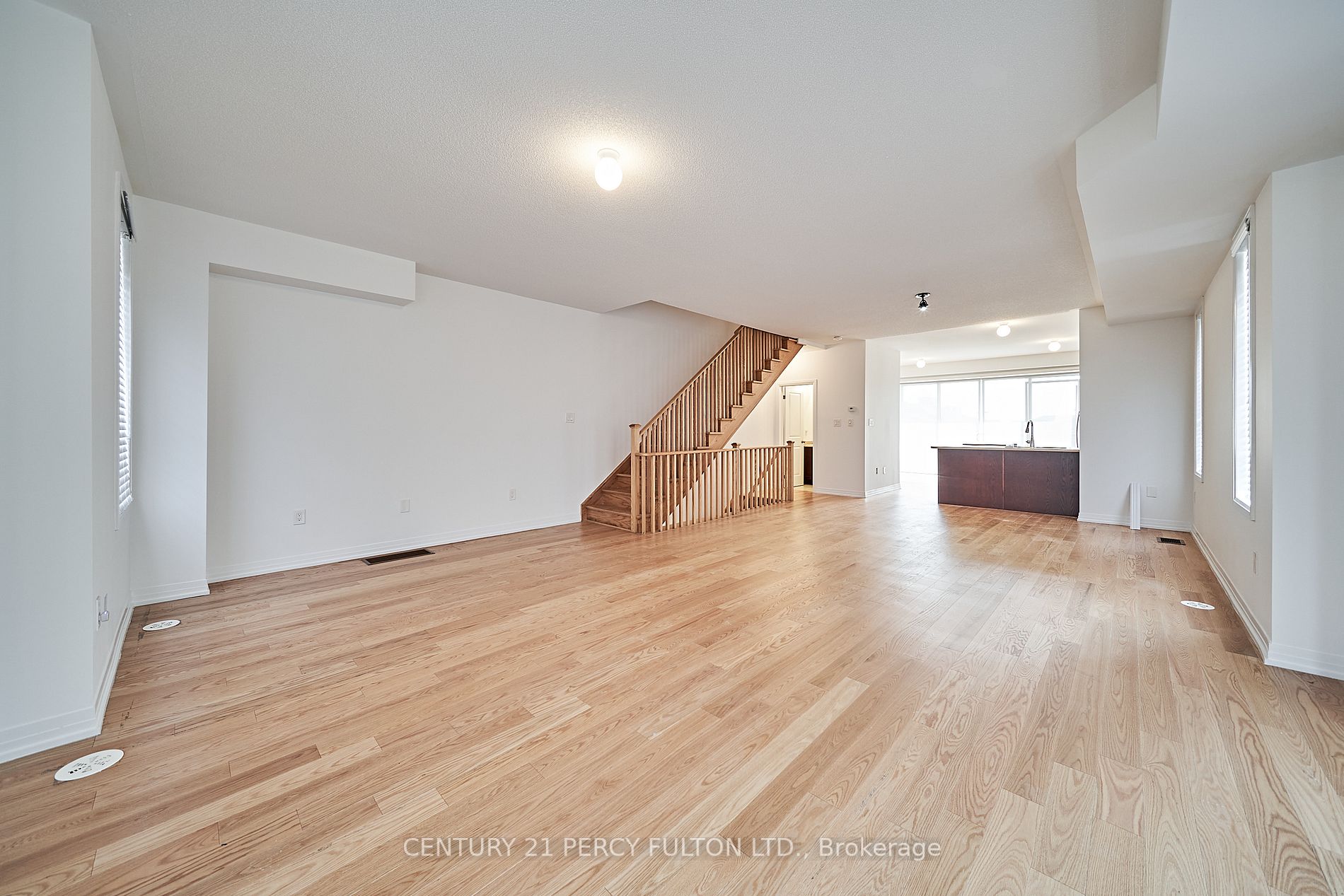27 Prince William Blvd