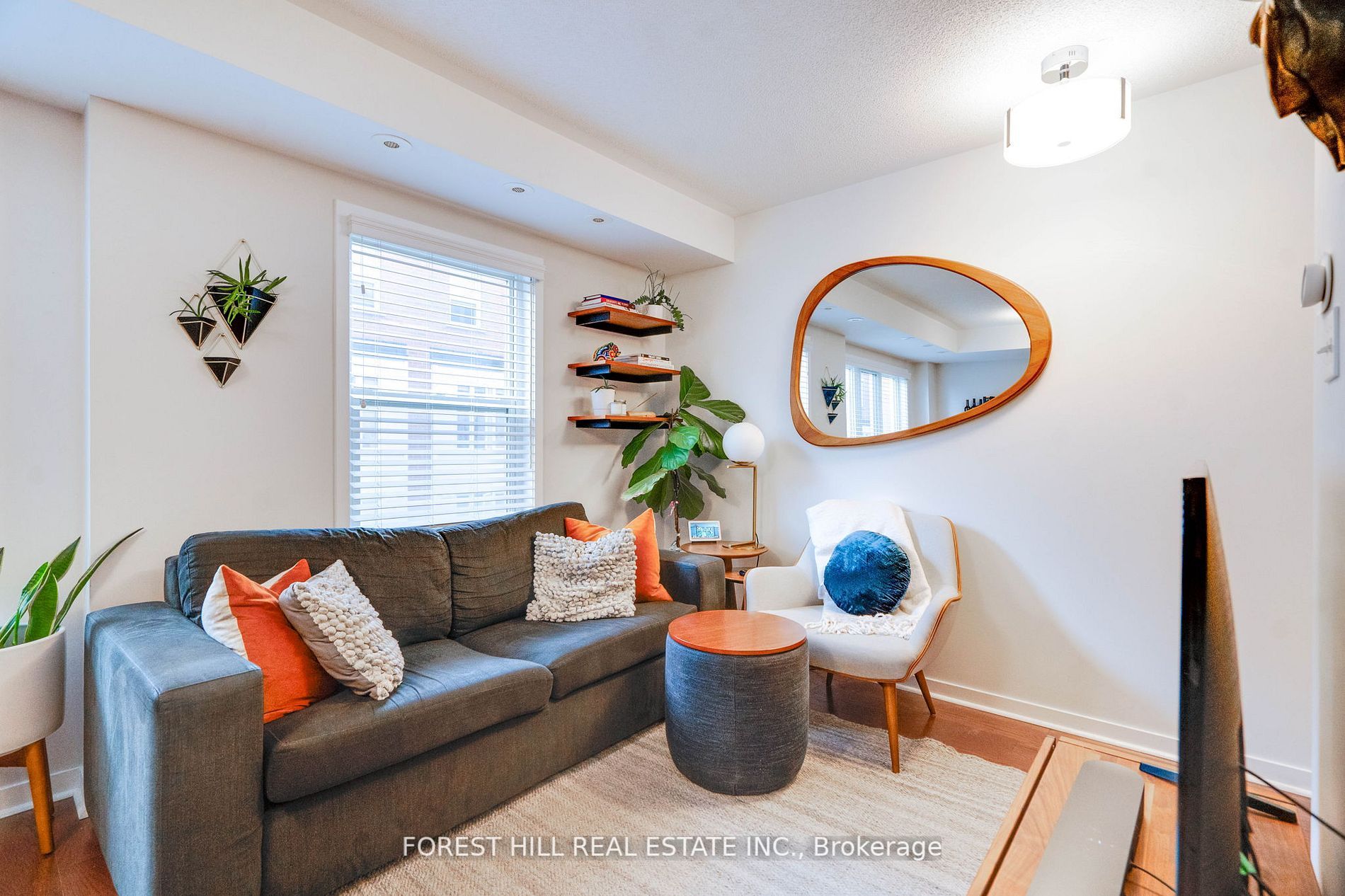 29 Frances Loring Lane, #3
