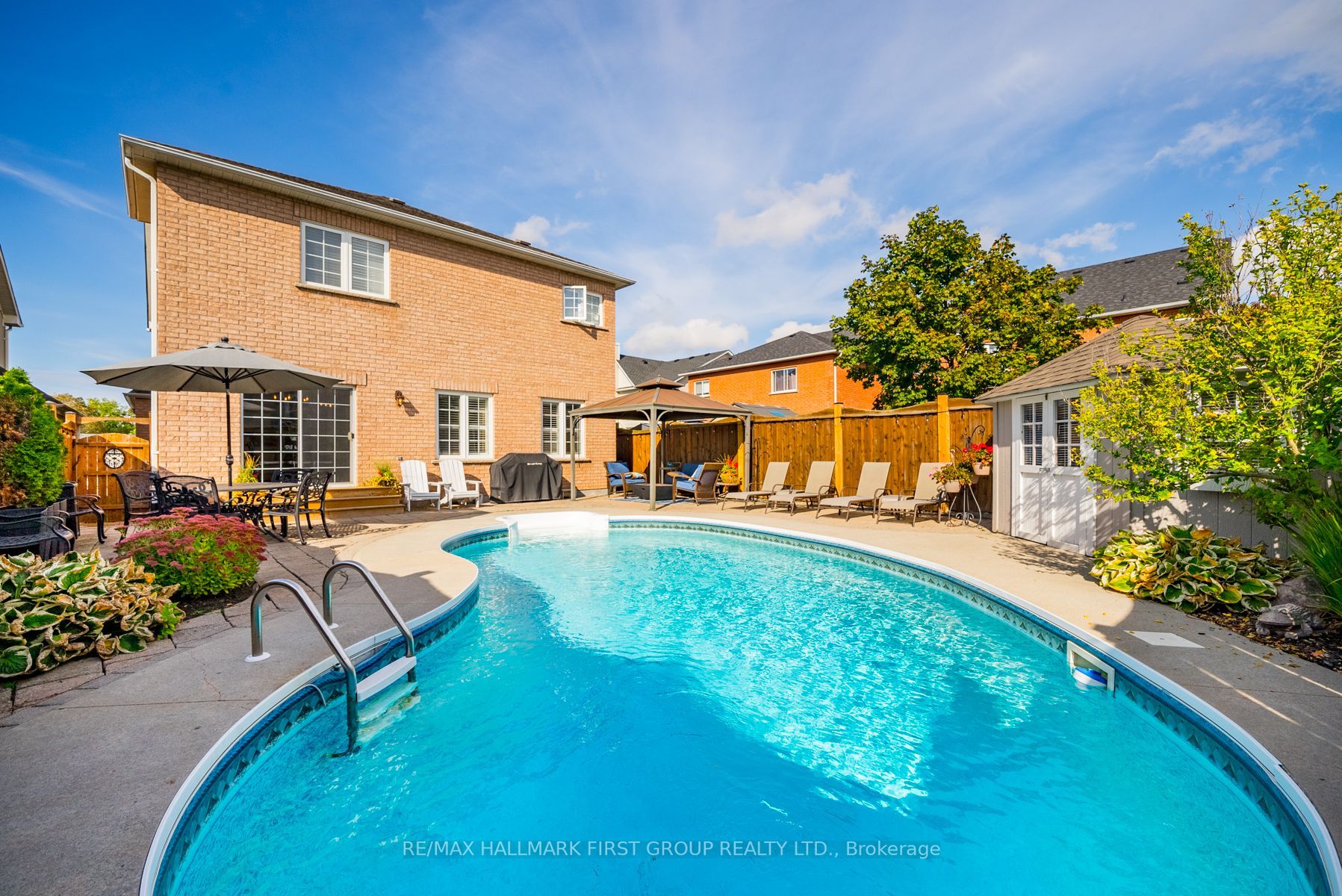 1052 Windrush Dr