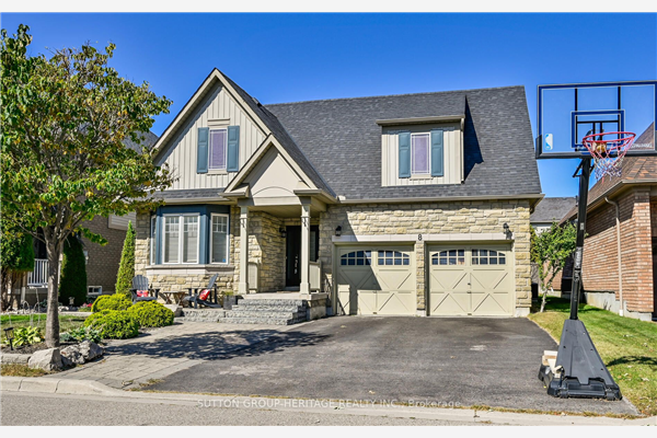 8 Claridge Cres, Whitby