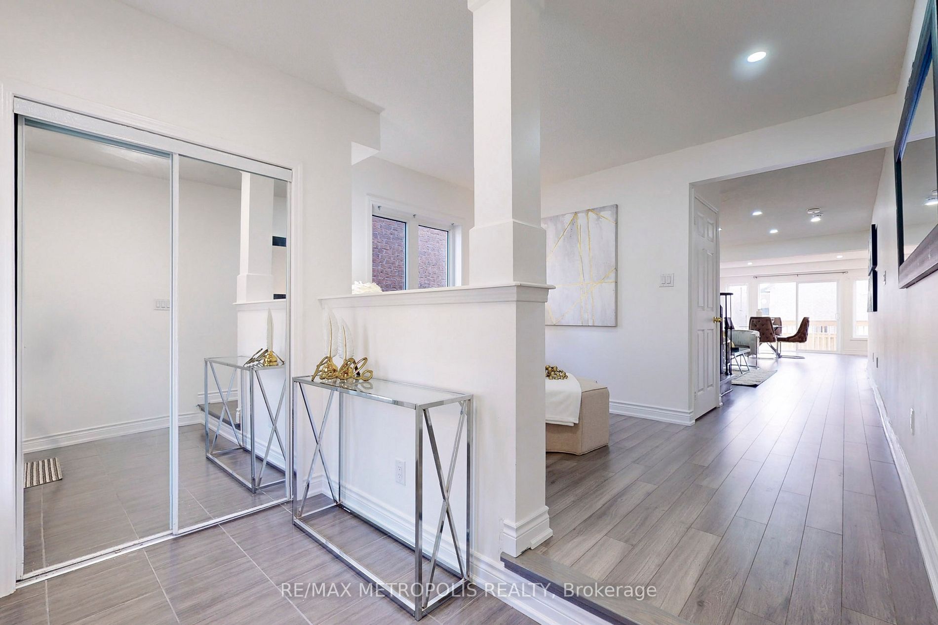 17 Camilleri Rd