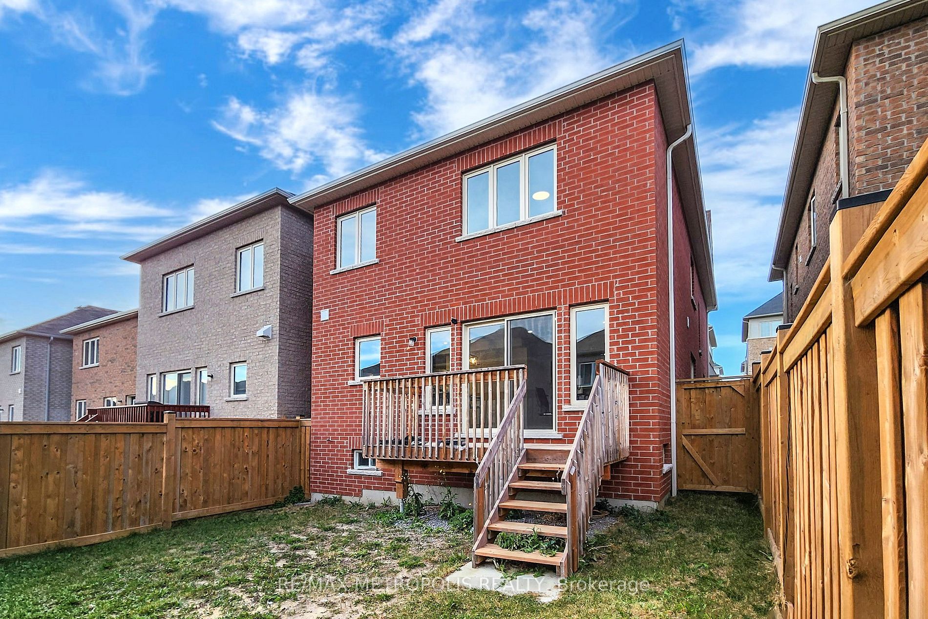 17 Camilleri Rd