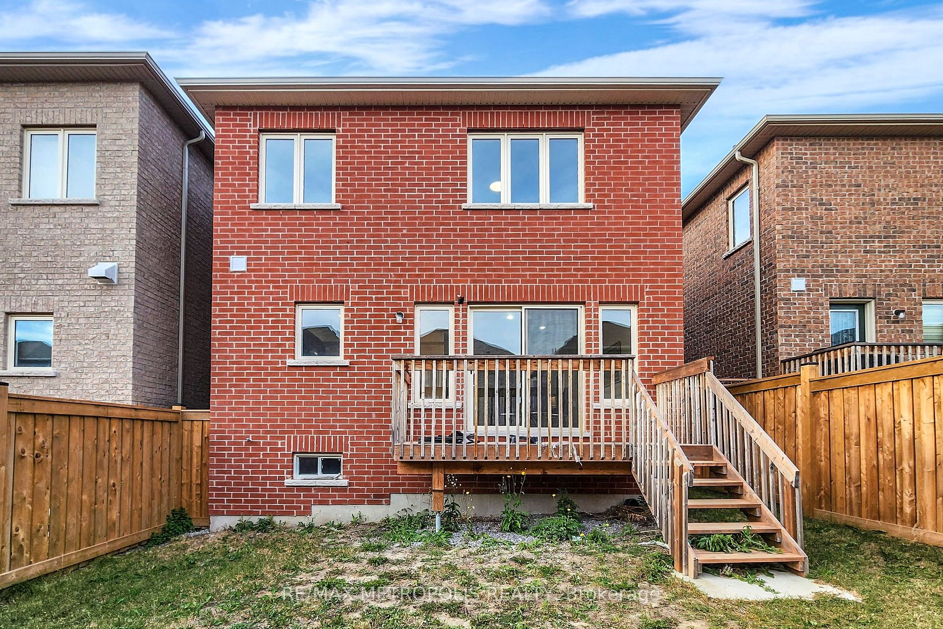 17 Camilleri Rd