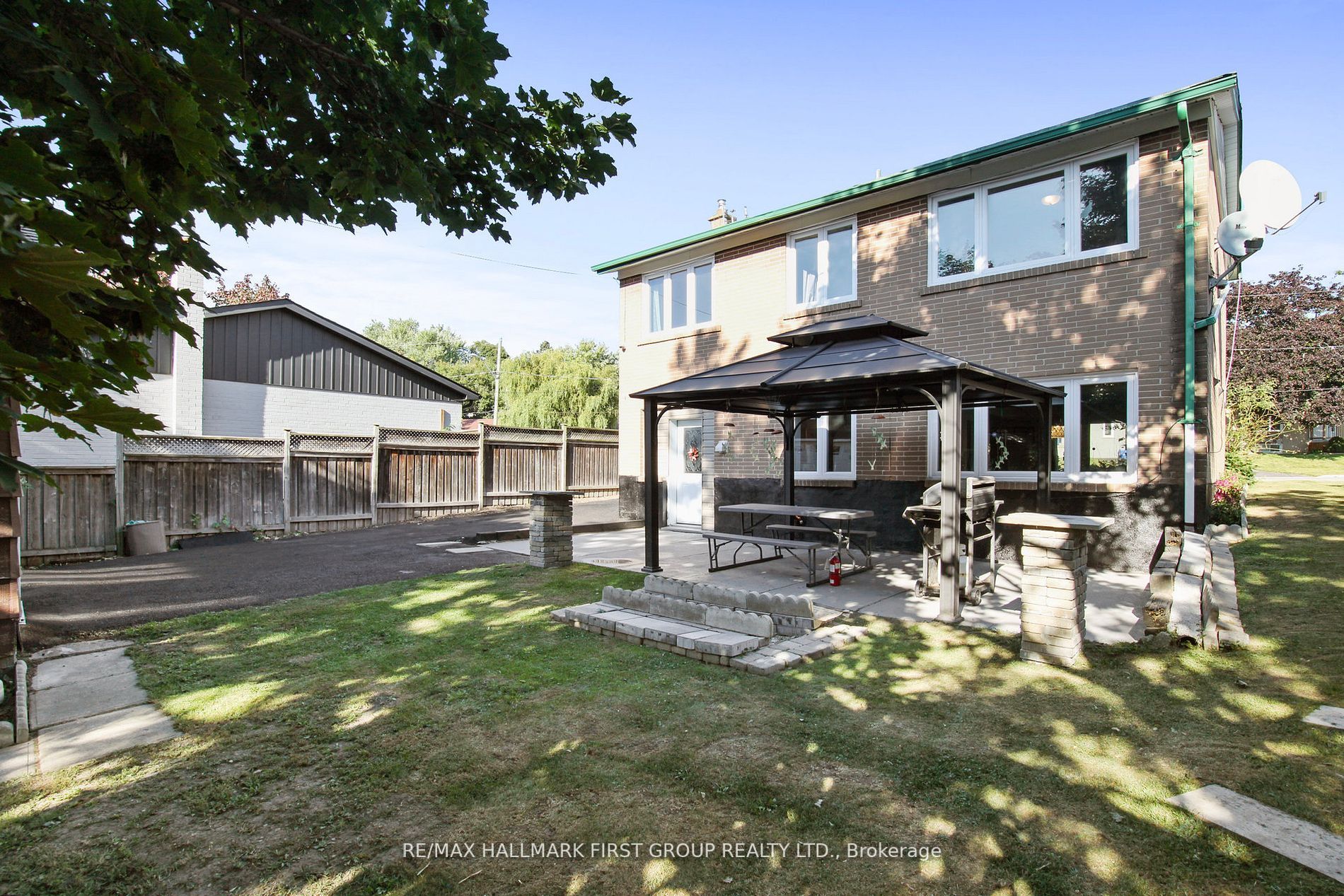 913 Greenwood Cres