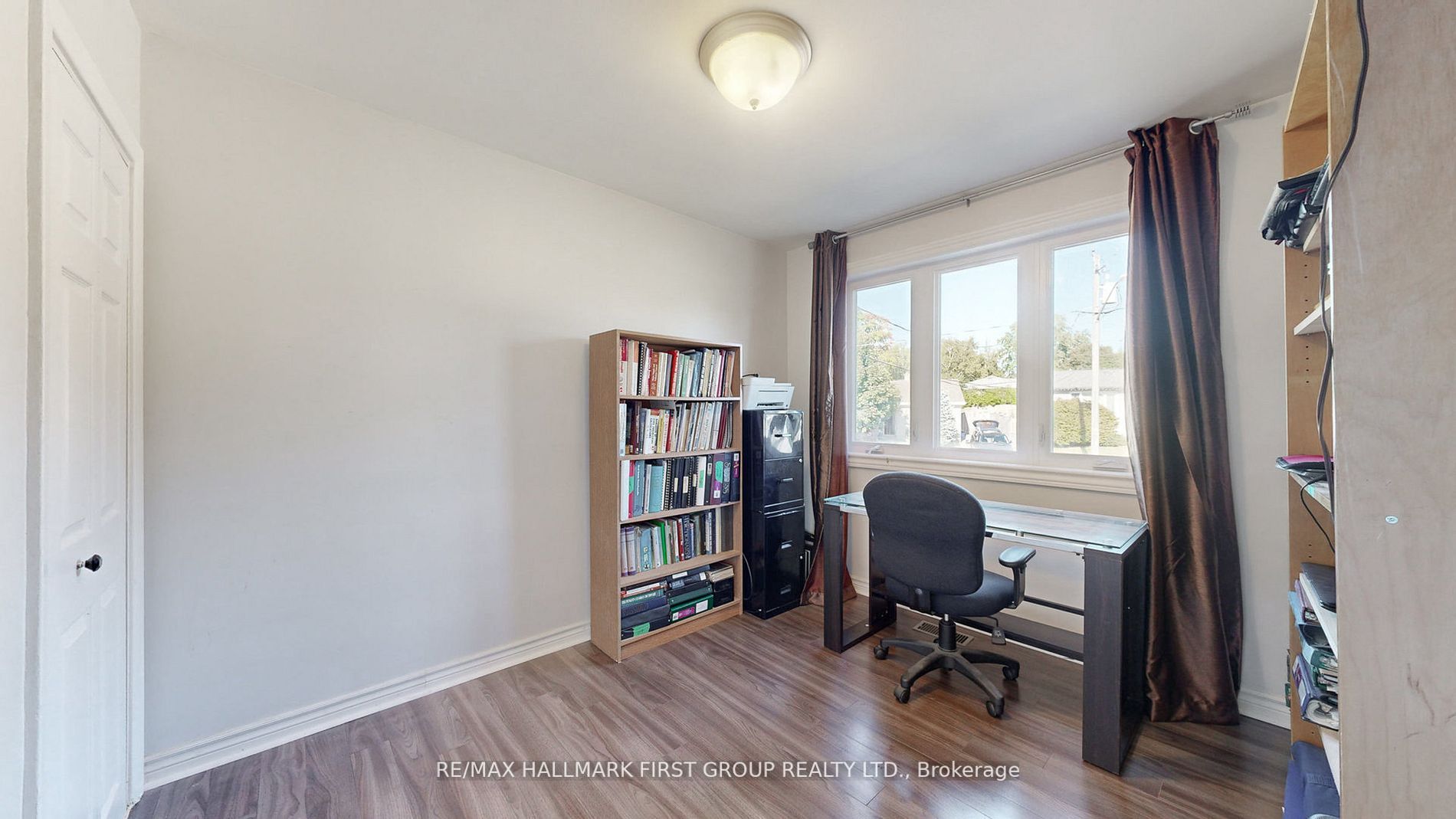 913 Greenwood Cres