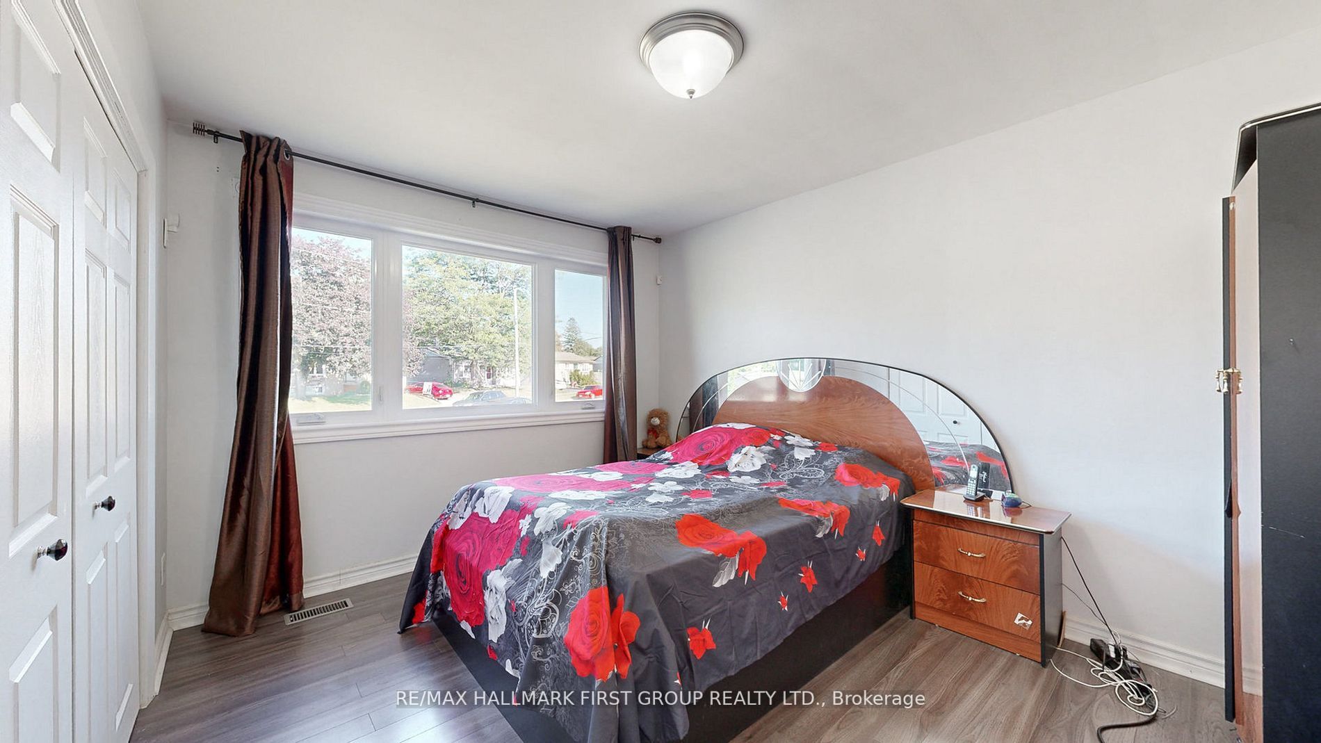 913 Greenwood Cres