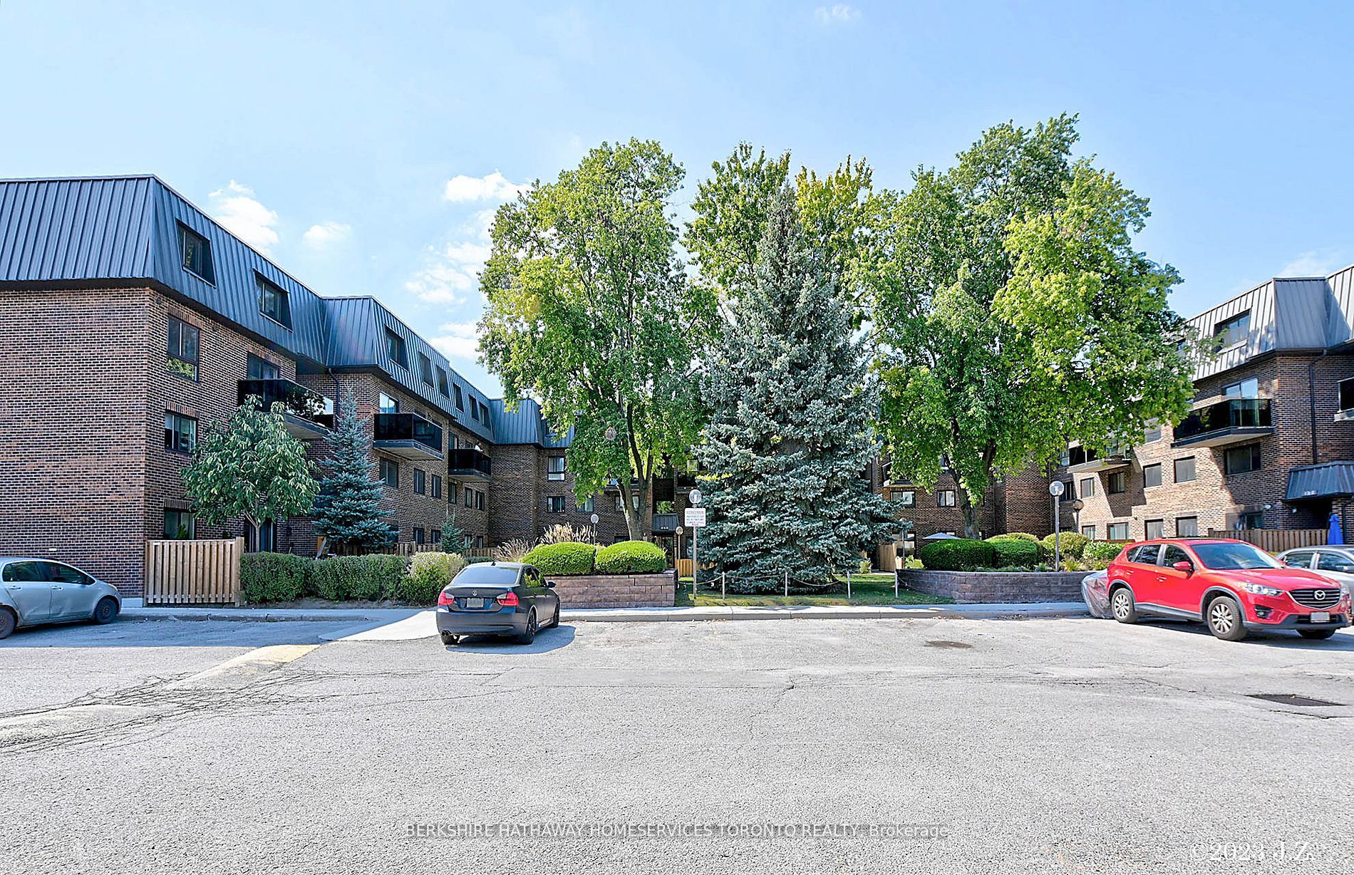 43 Taunton Road E, #39