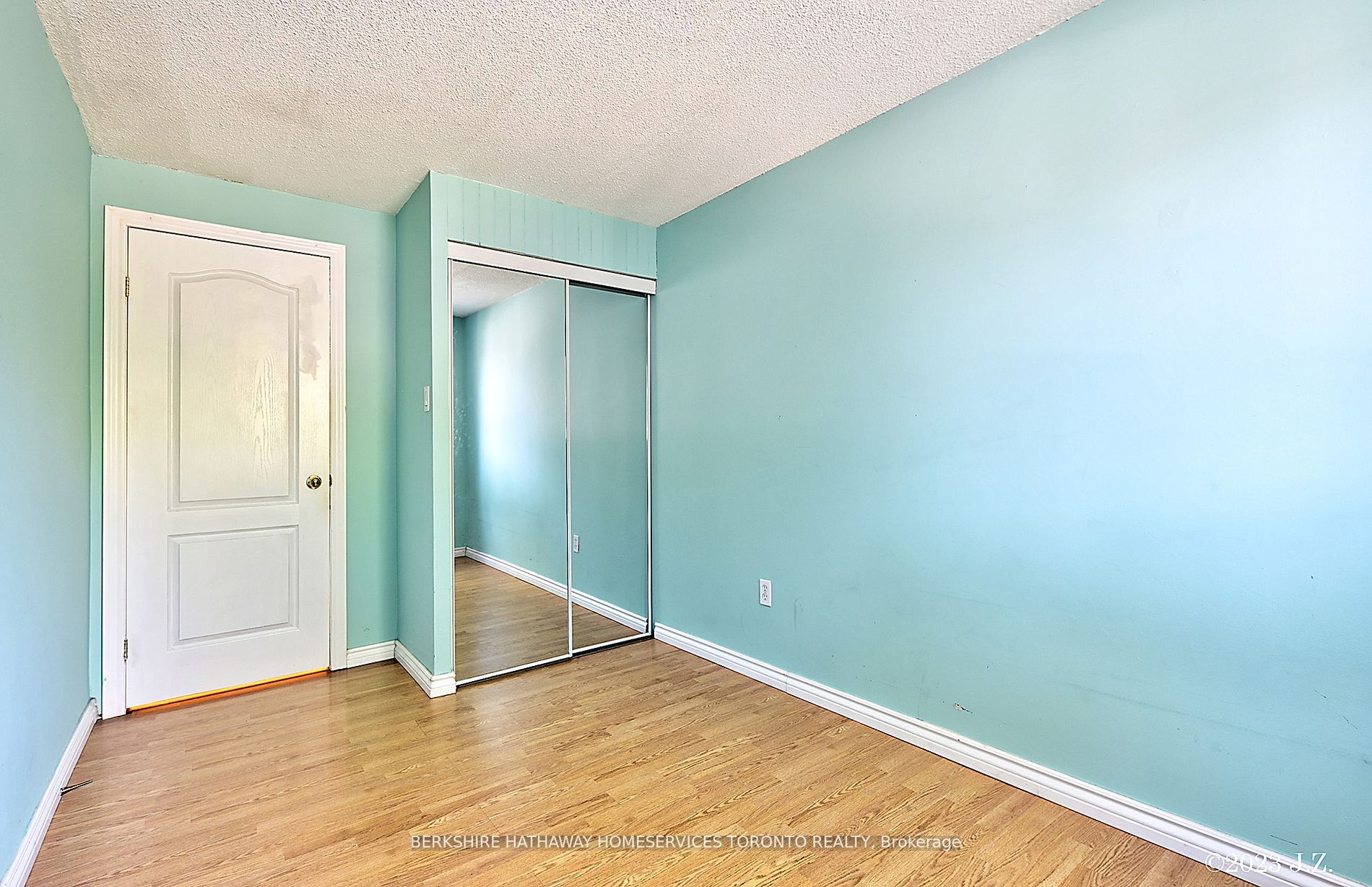43 Taunton Road E, #39