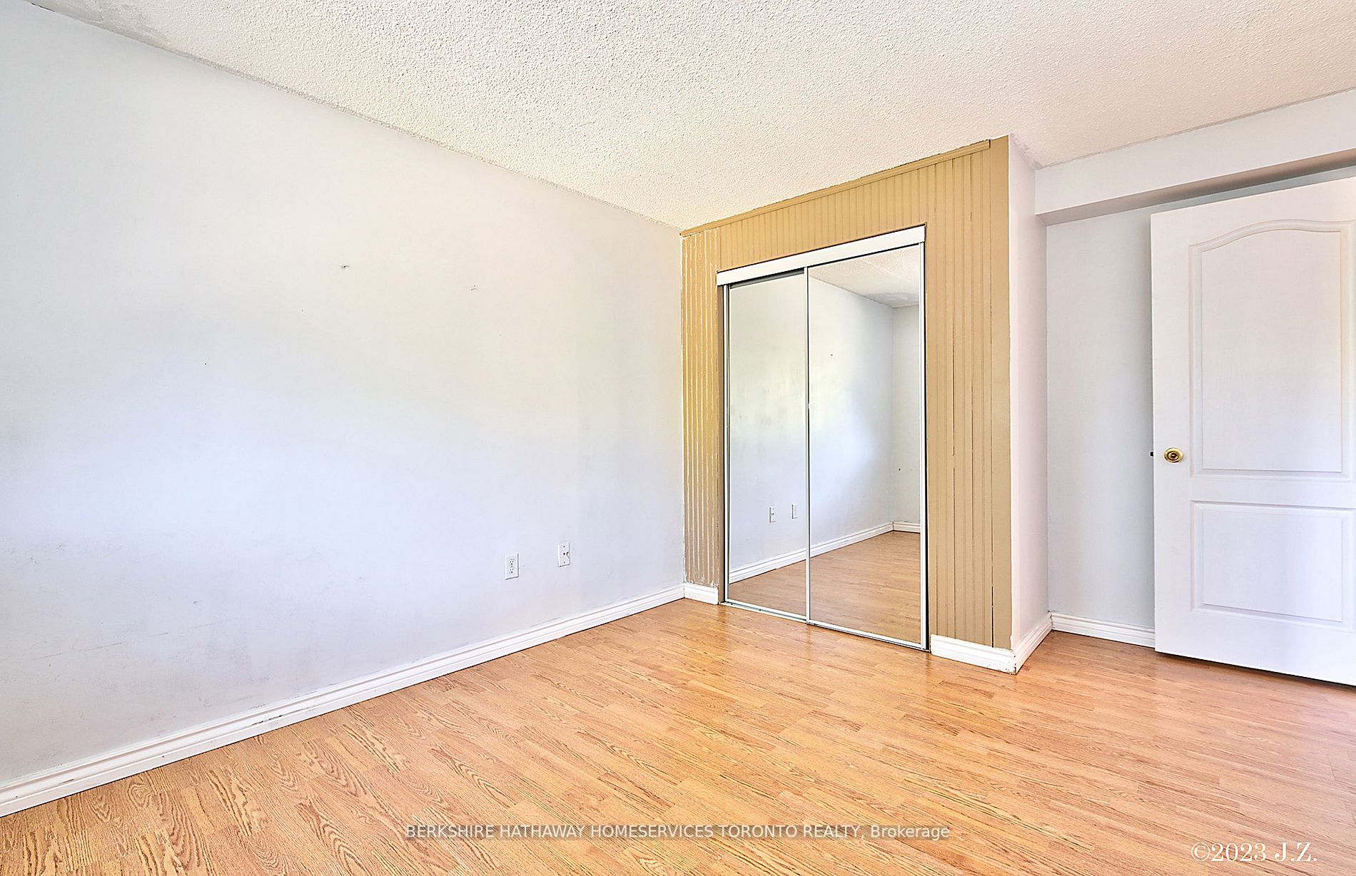 43 Taunton Road E, #39