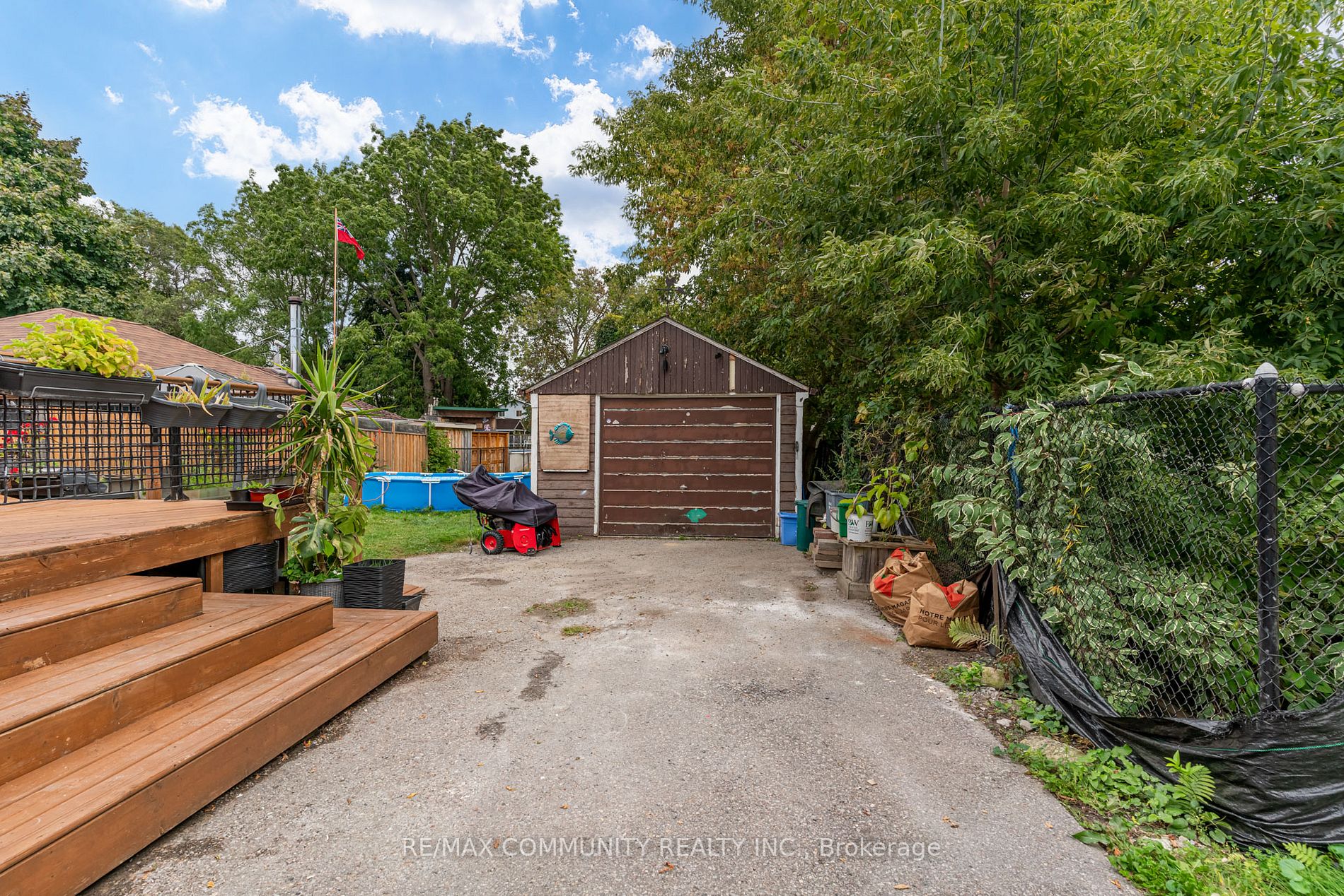 195 Park Rd S