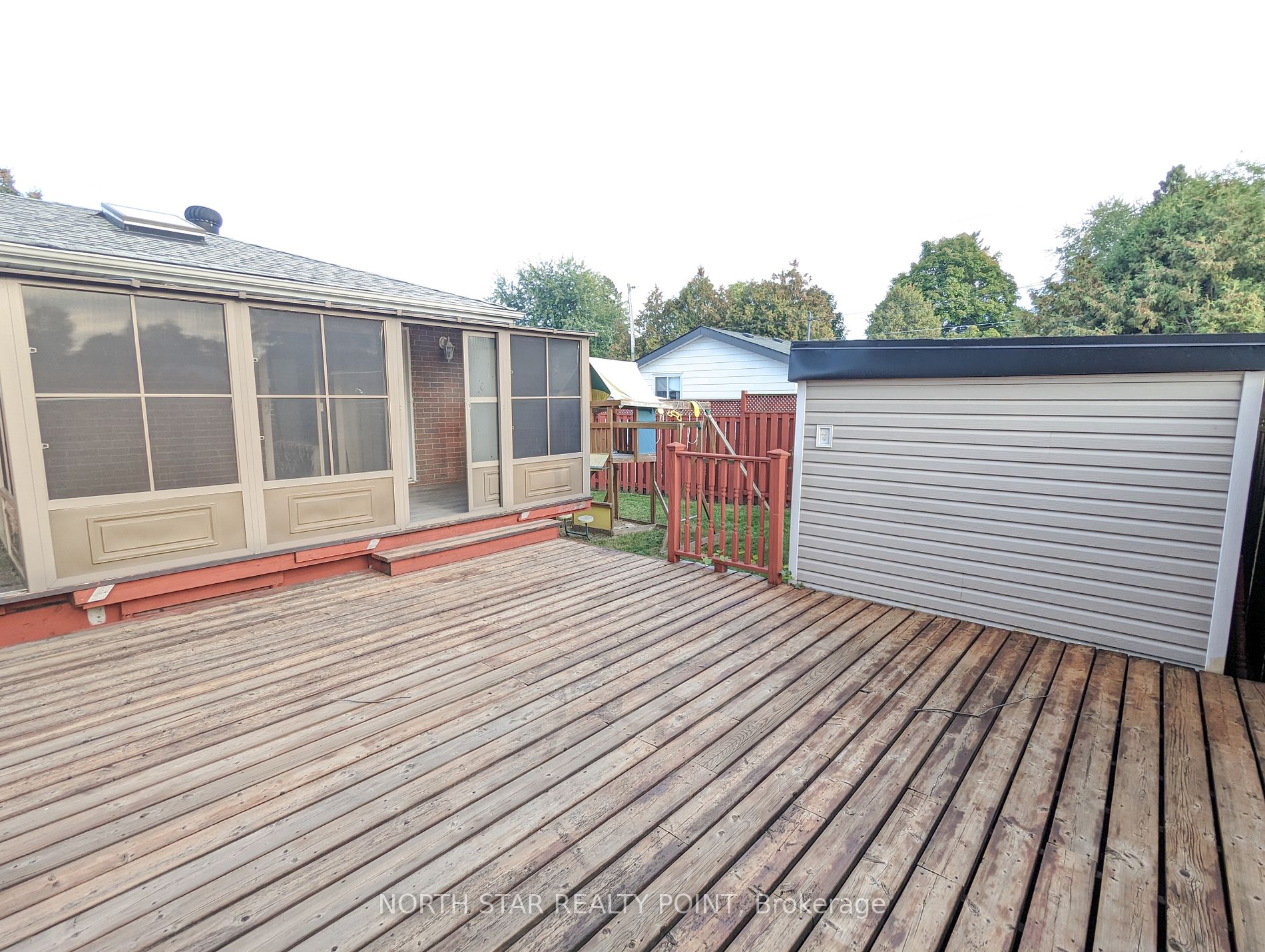 708 Cortez Ave E