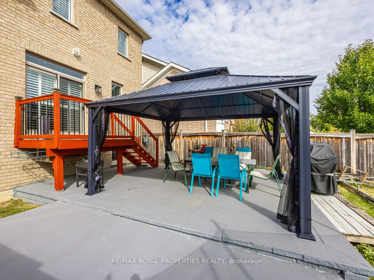 102 Sumersford Drive