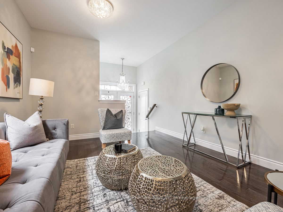 102 Sumersford Drive