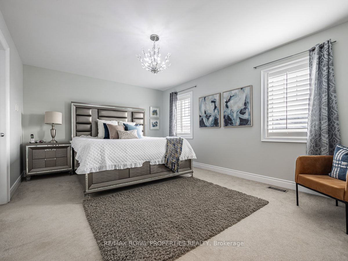 102 Sumersford Drive