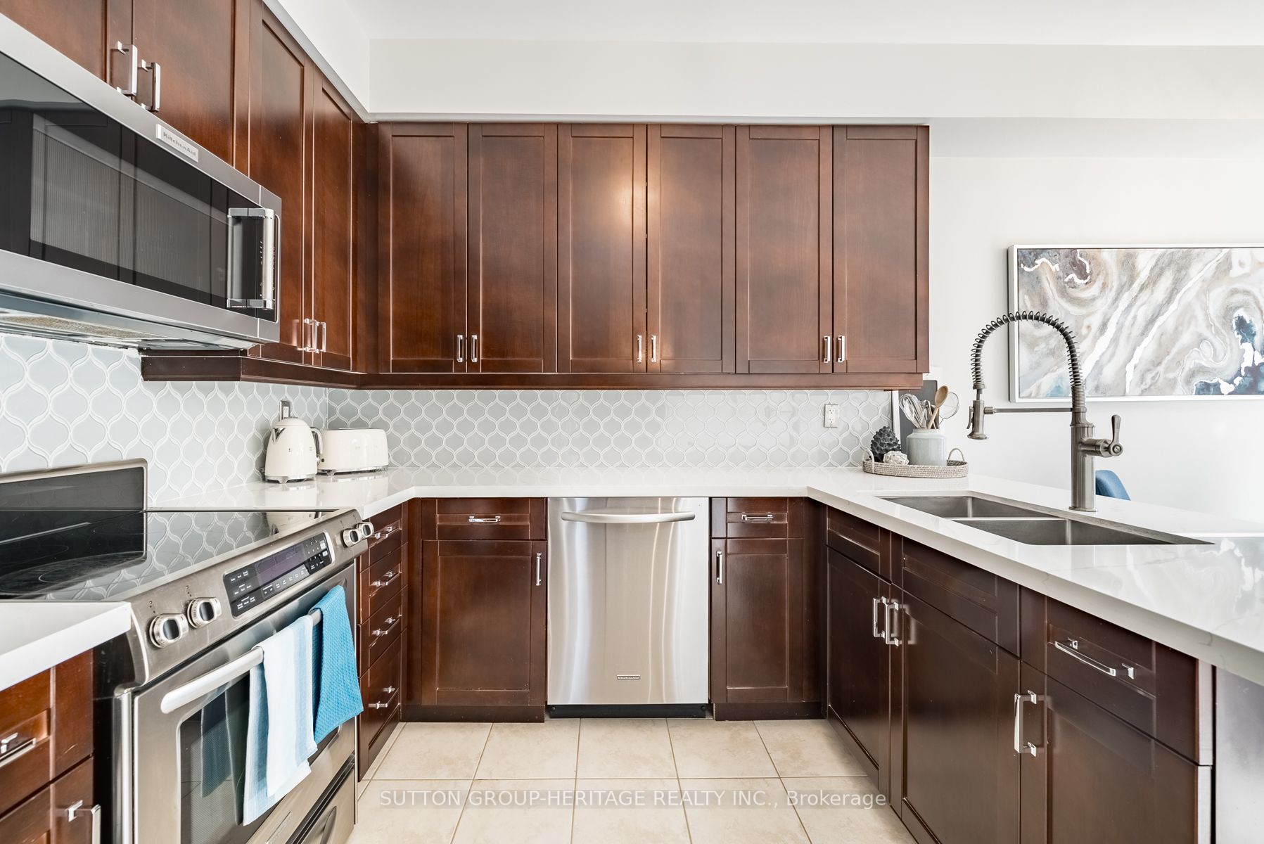 37 Kenilworth Cres
