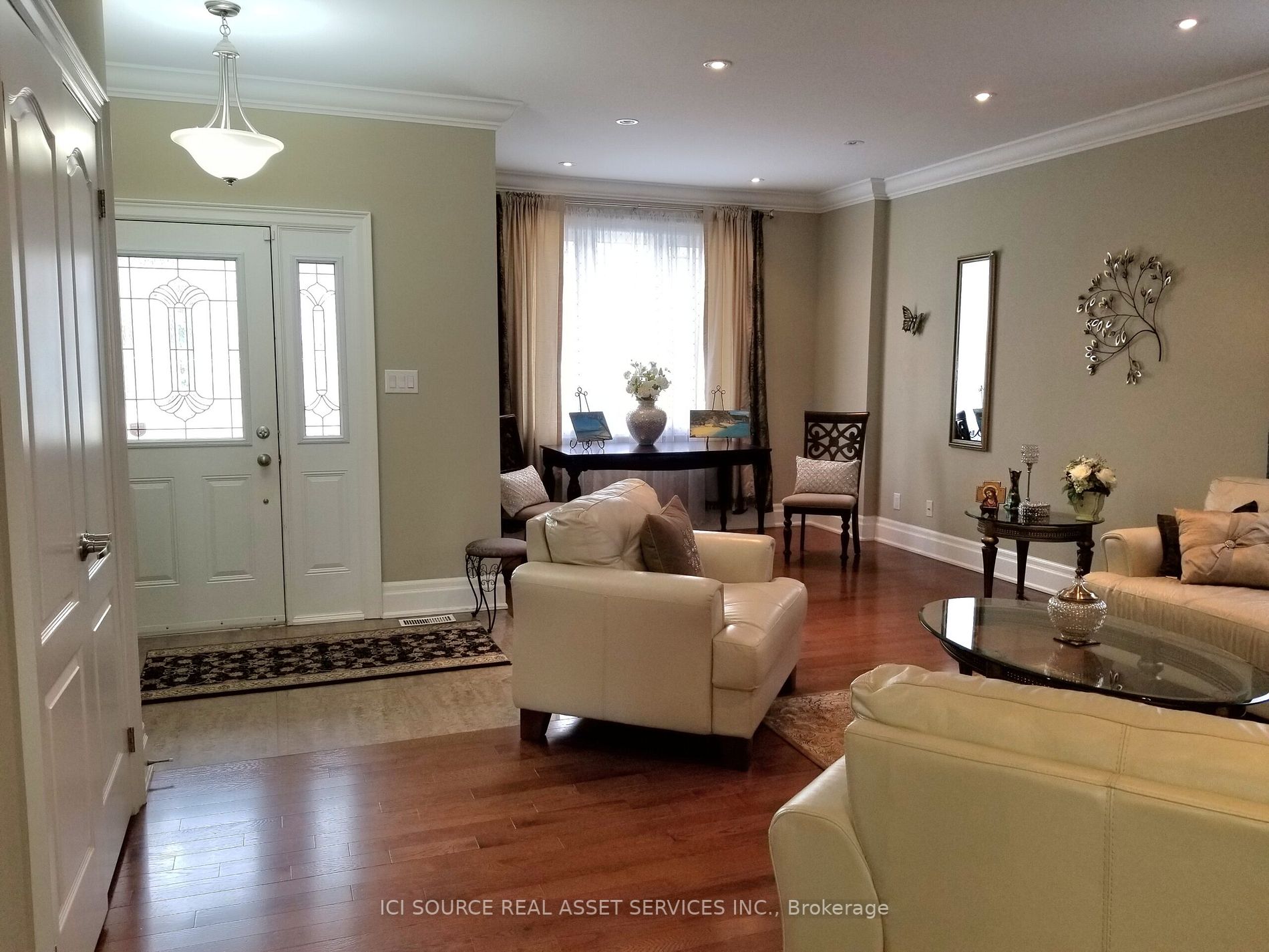 374 Beechgrove Dr