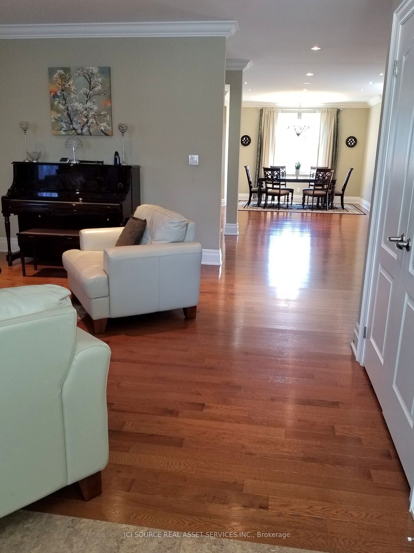 374 Beechgrove Dr