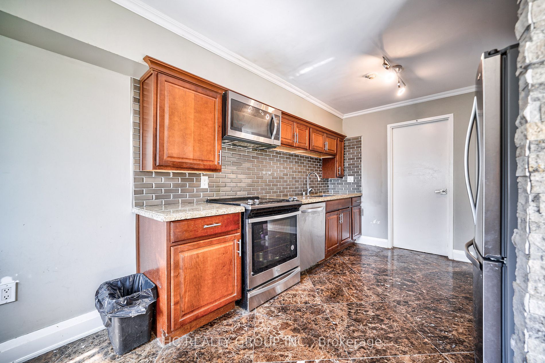 140 Ling Rd, #99