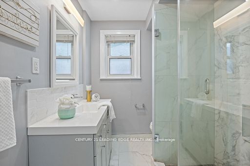 159 Cadillac Ave S