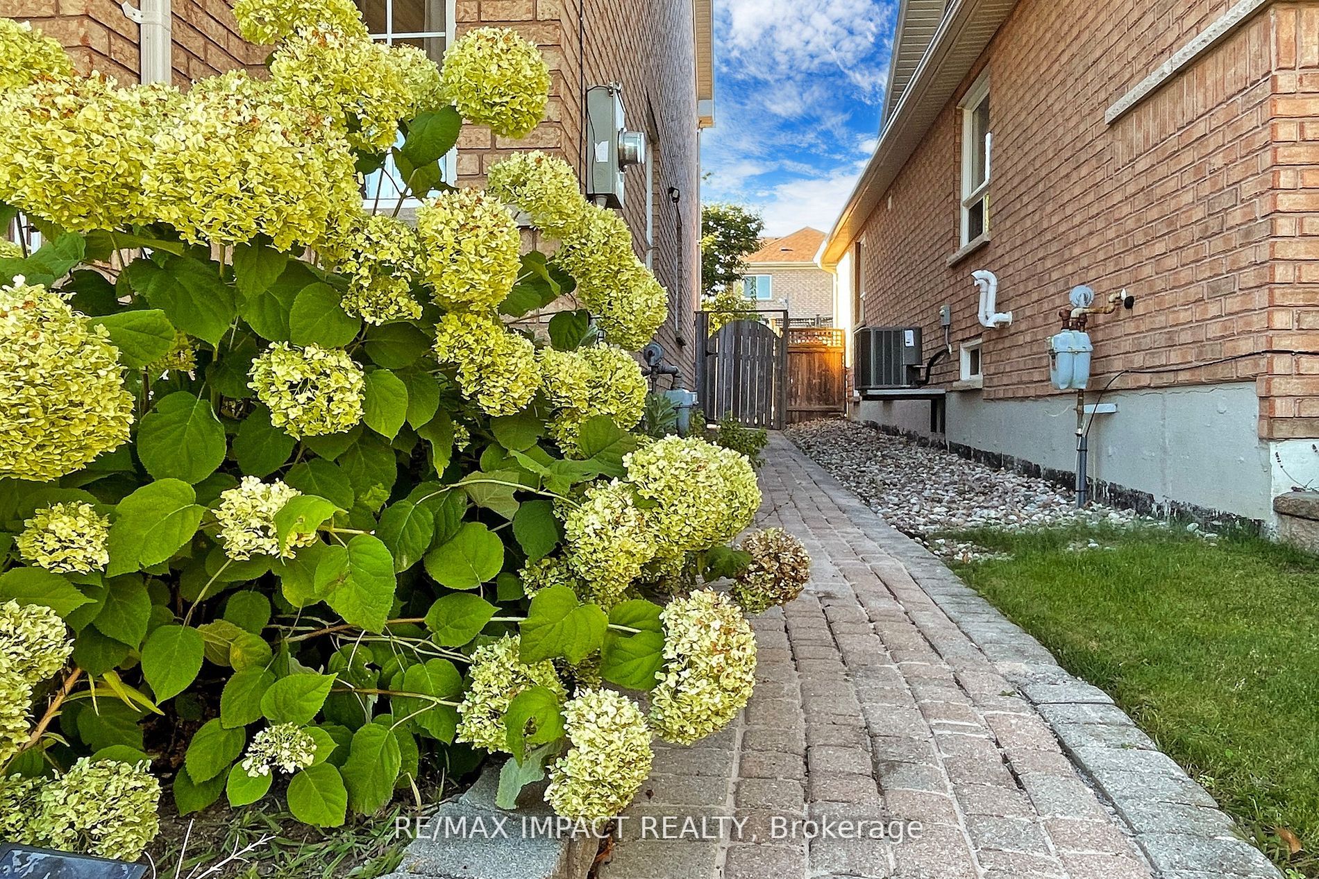 146 Medland Ave