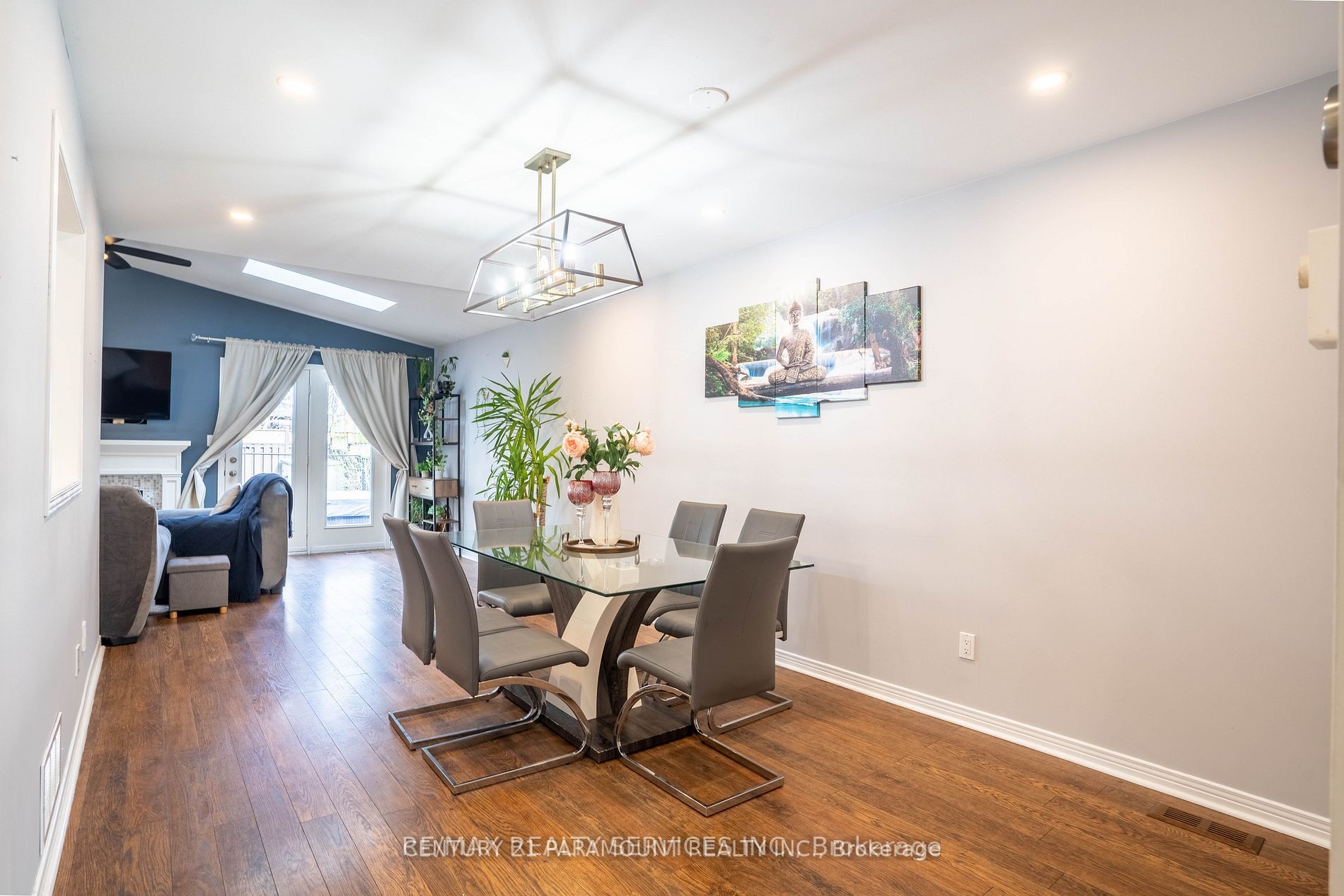 100 Fieldcrest Ave, #Upper