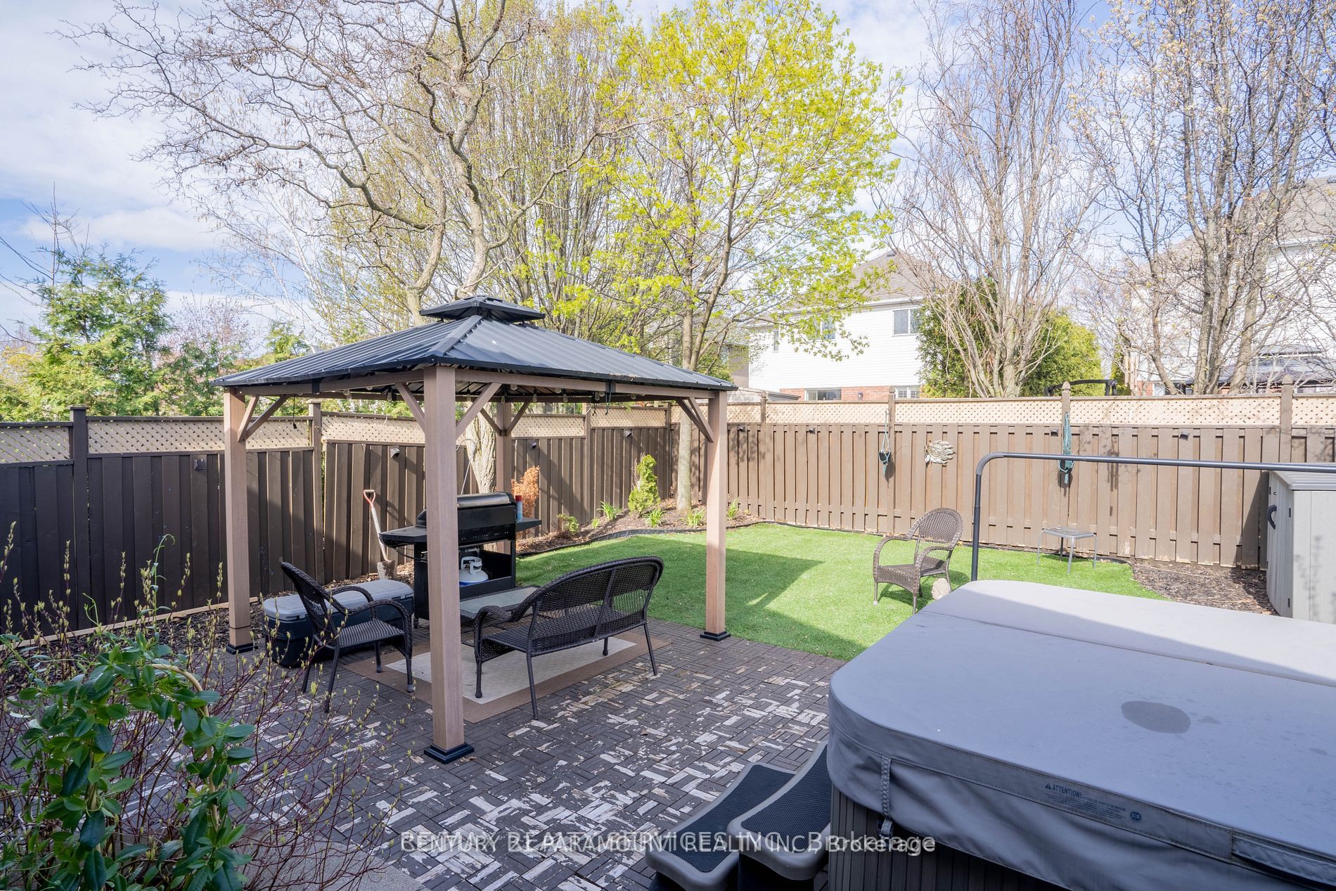 100 Fieldcrest Ave, #Upper