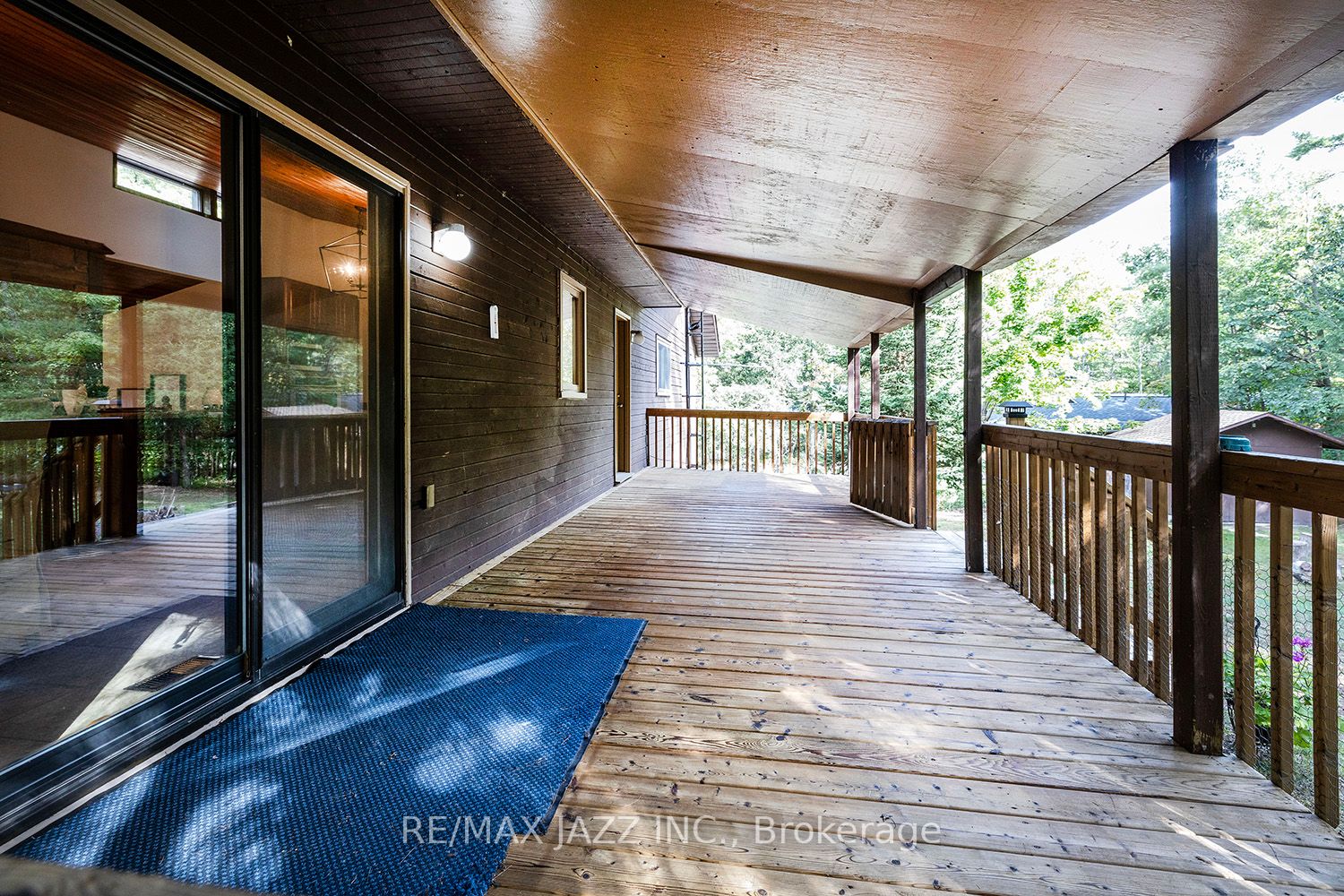 2220 Boundary Road