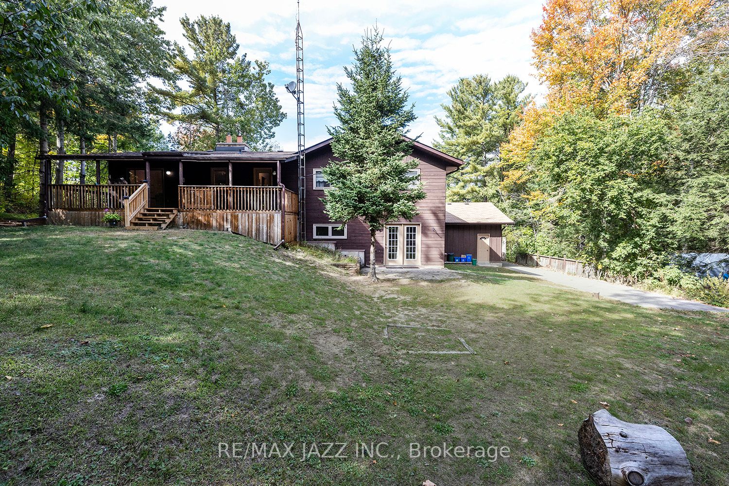 2220 Boundary Road