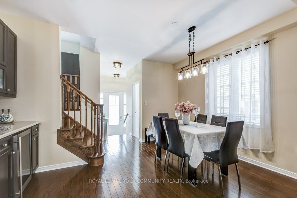 60 Milligan St