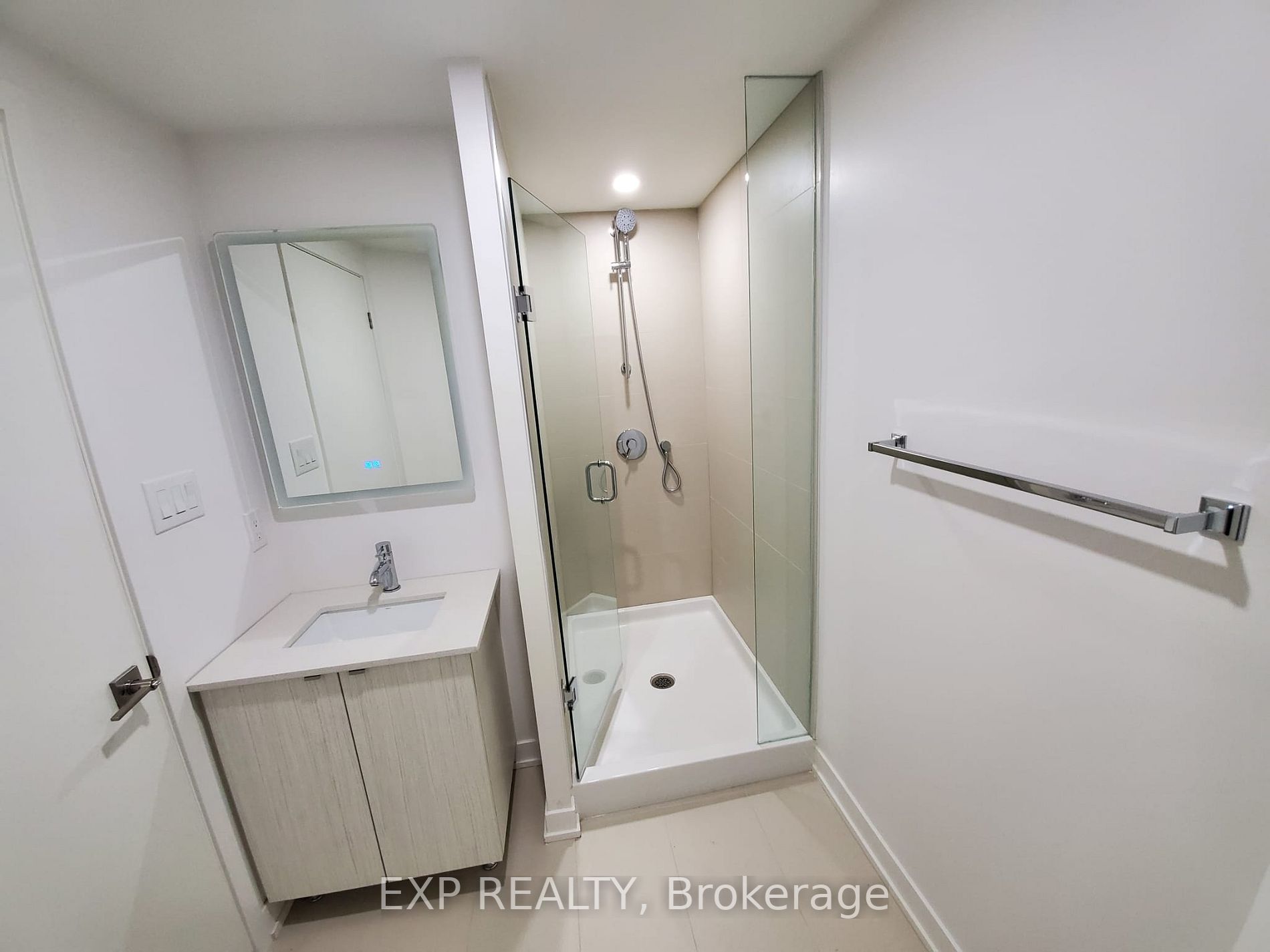 1401 O'connor Dr, #208