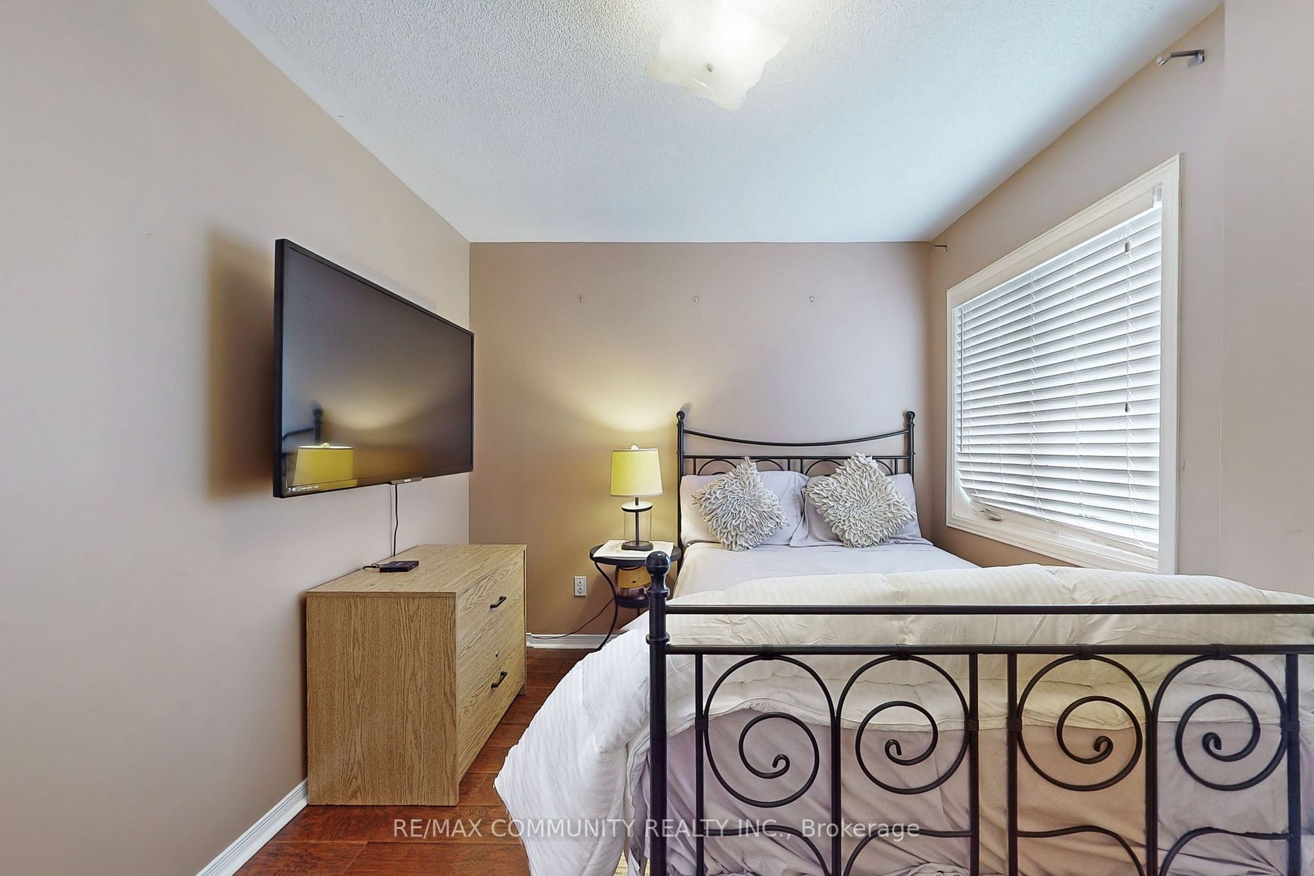 20 Gristone Cres