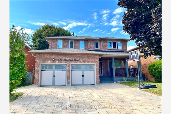 566 Rosebank Rd, Pickering