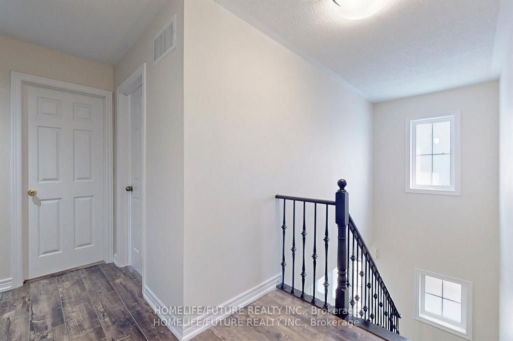 60 Boyd Crescent