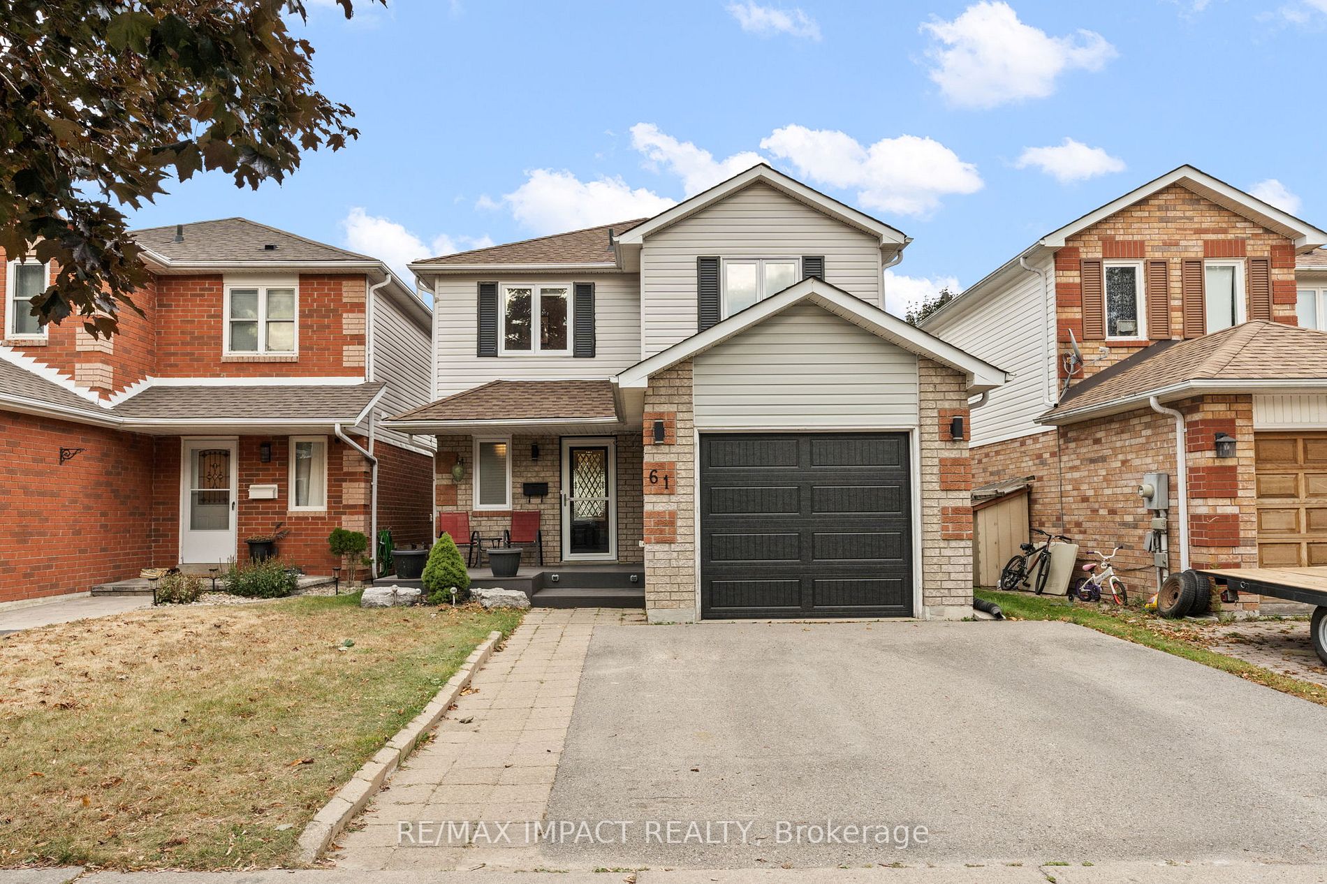 61 Champine Sq