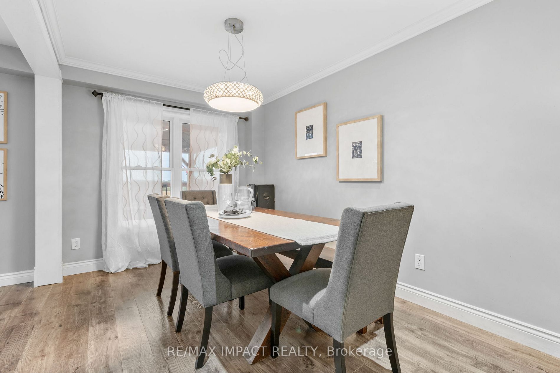 61 Champine Sq
