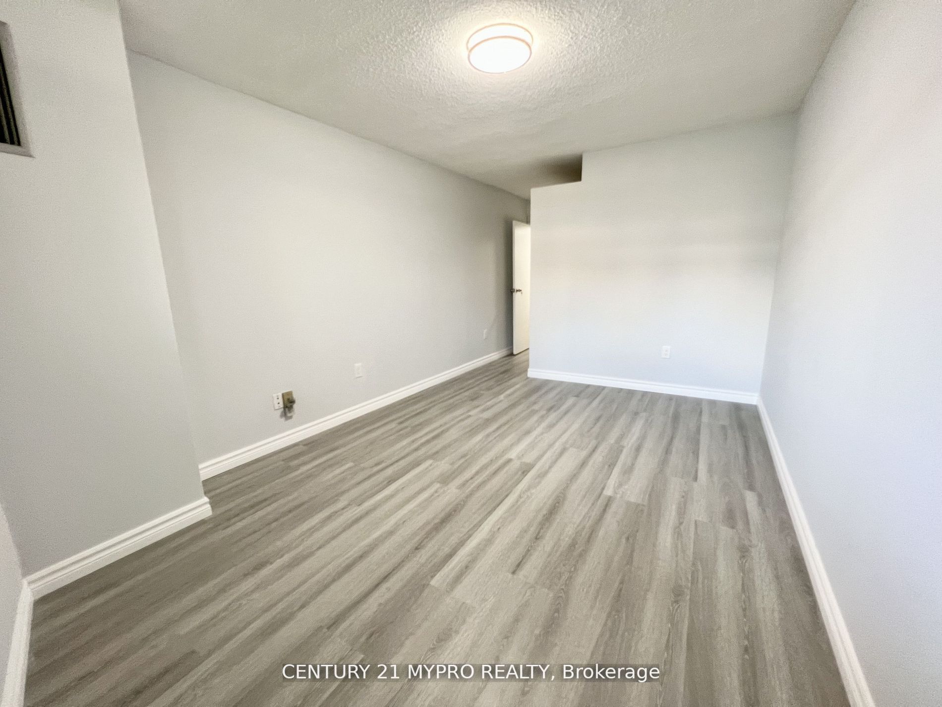 3131 Bridletowne Circ, #103